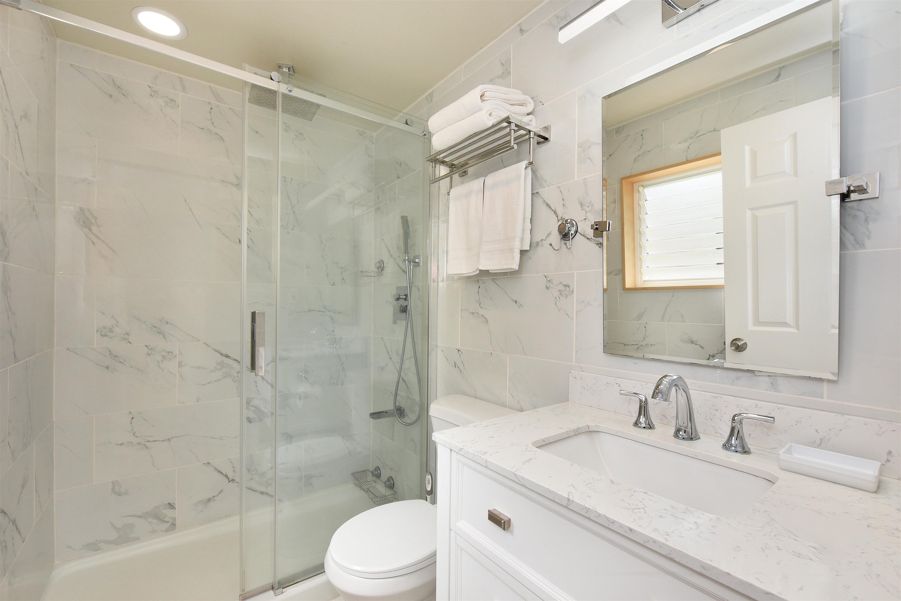 120 Hui Rd F Property Photo 3