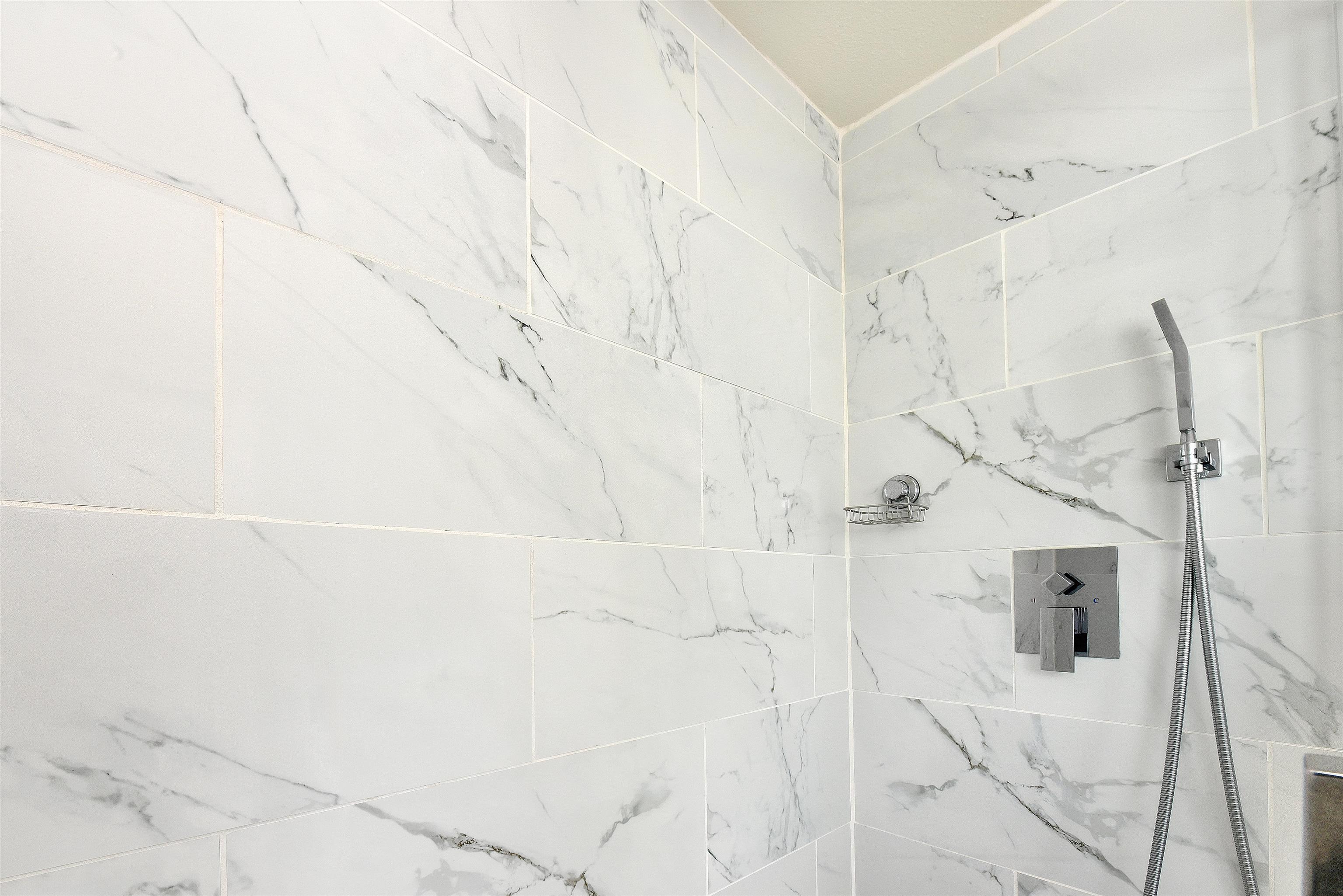 120 Hui Rd F Property Photo 6
