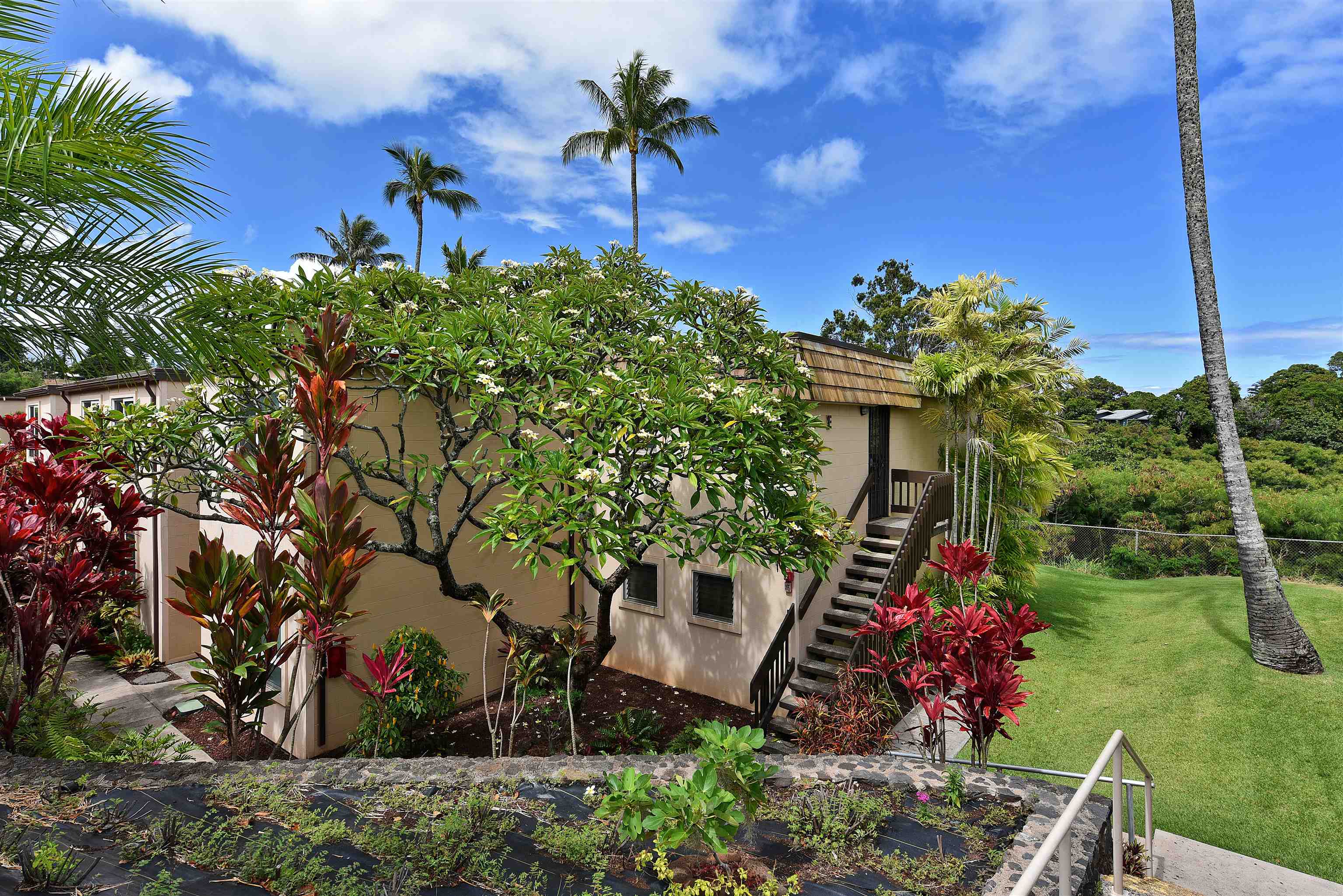 120 Hui Rd F Property Photo 17