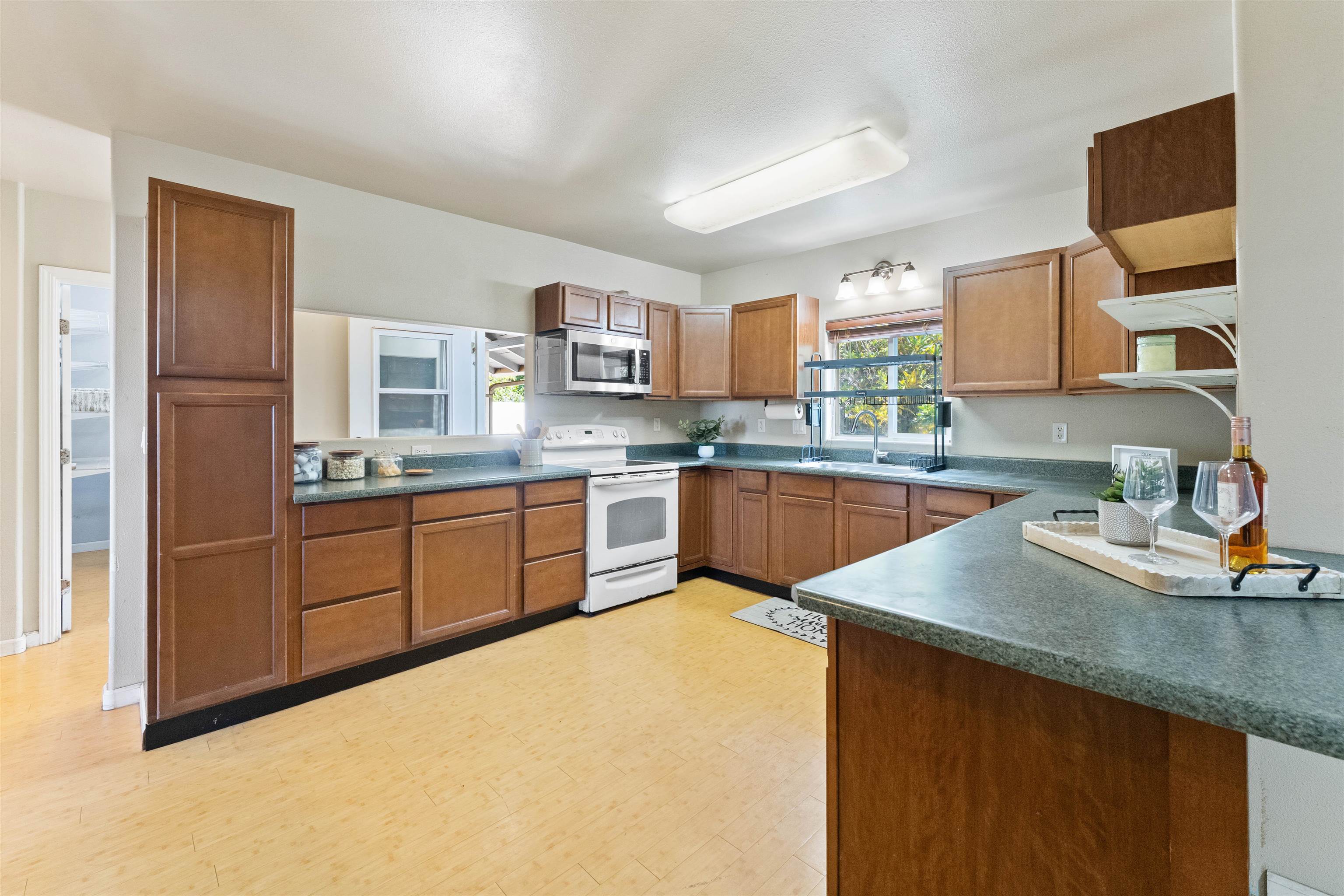 1855 Mill St Property Photo 13