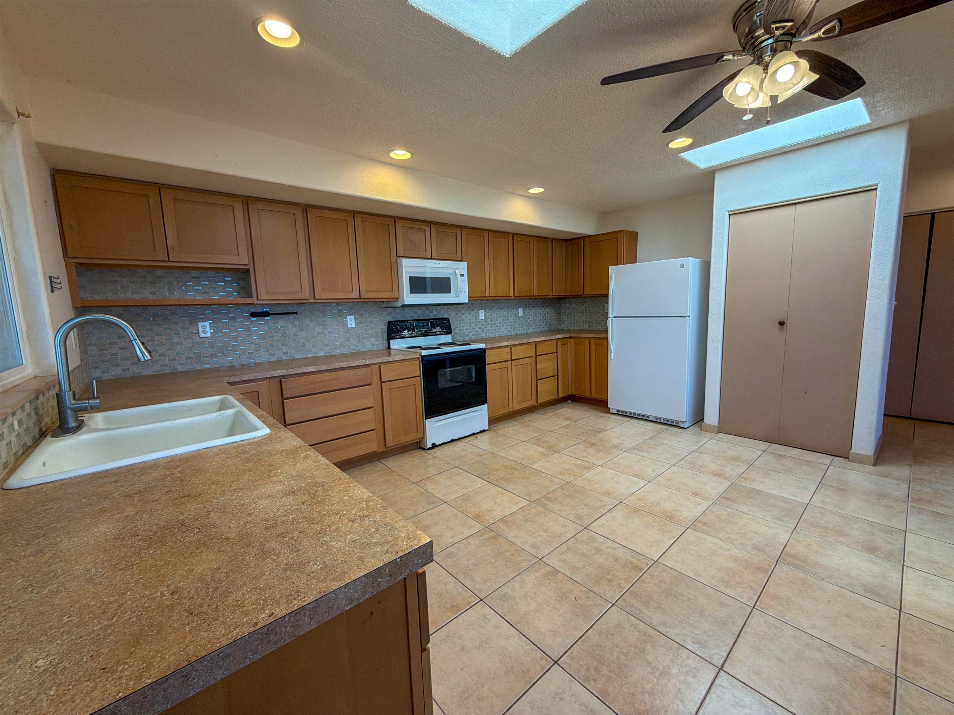 405 Palapalae Pl Property Photo 2