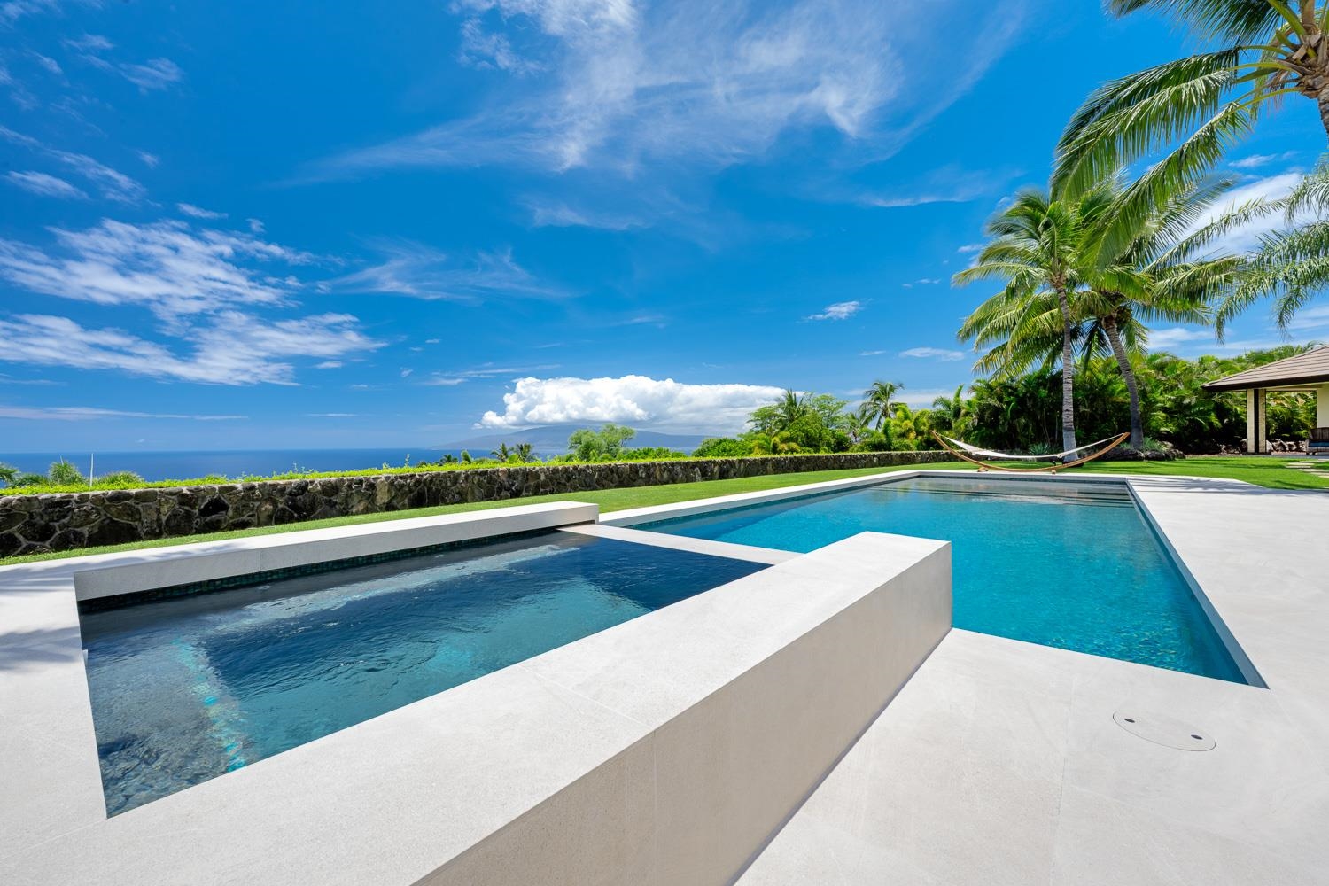 948 Kai Hele Ku St Property Photo 3