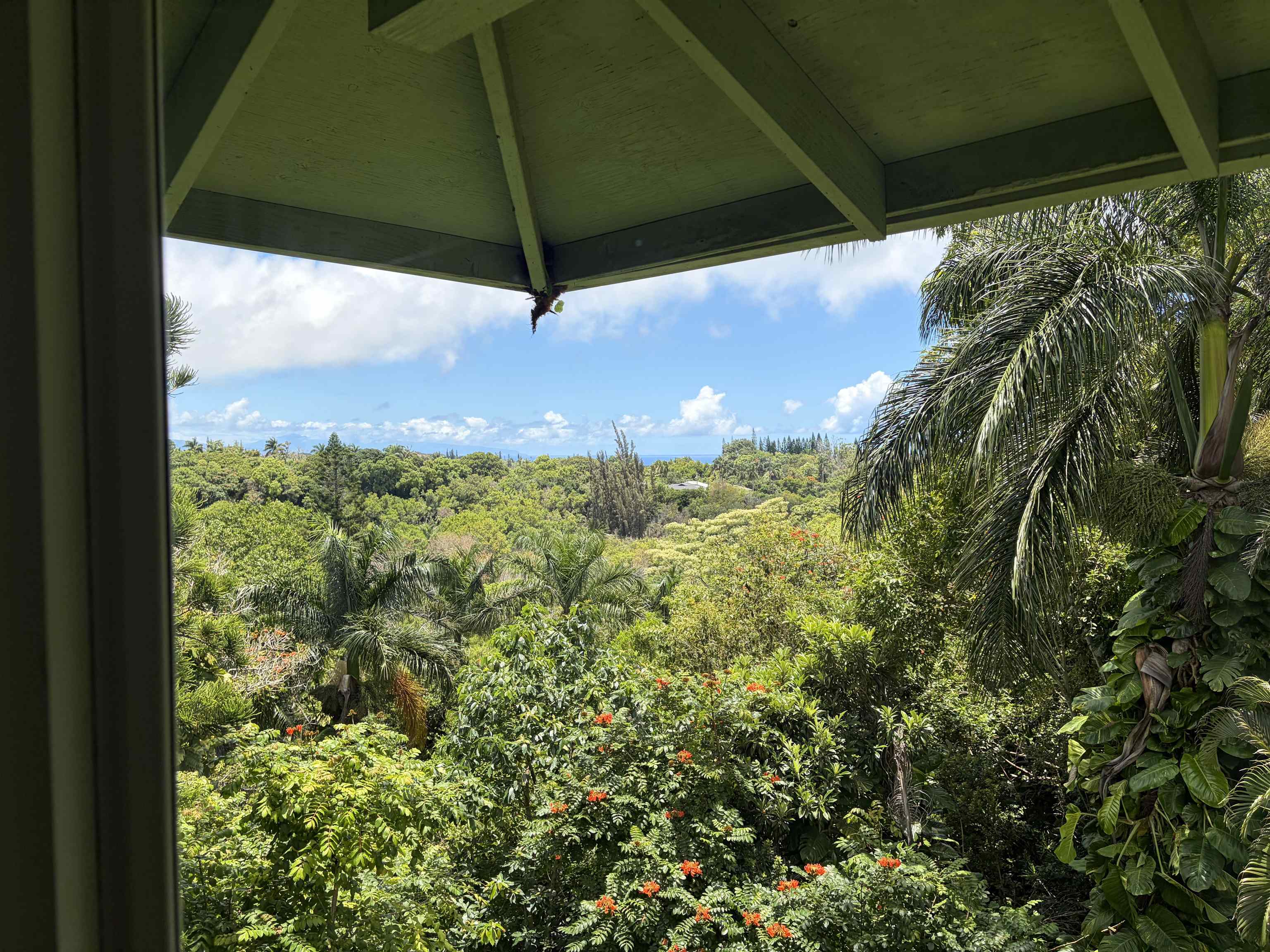 580 W Kuiaha Rd Property Photo 15