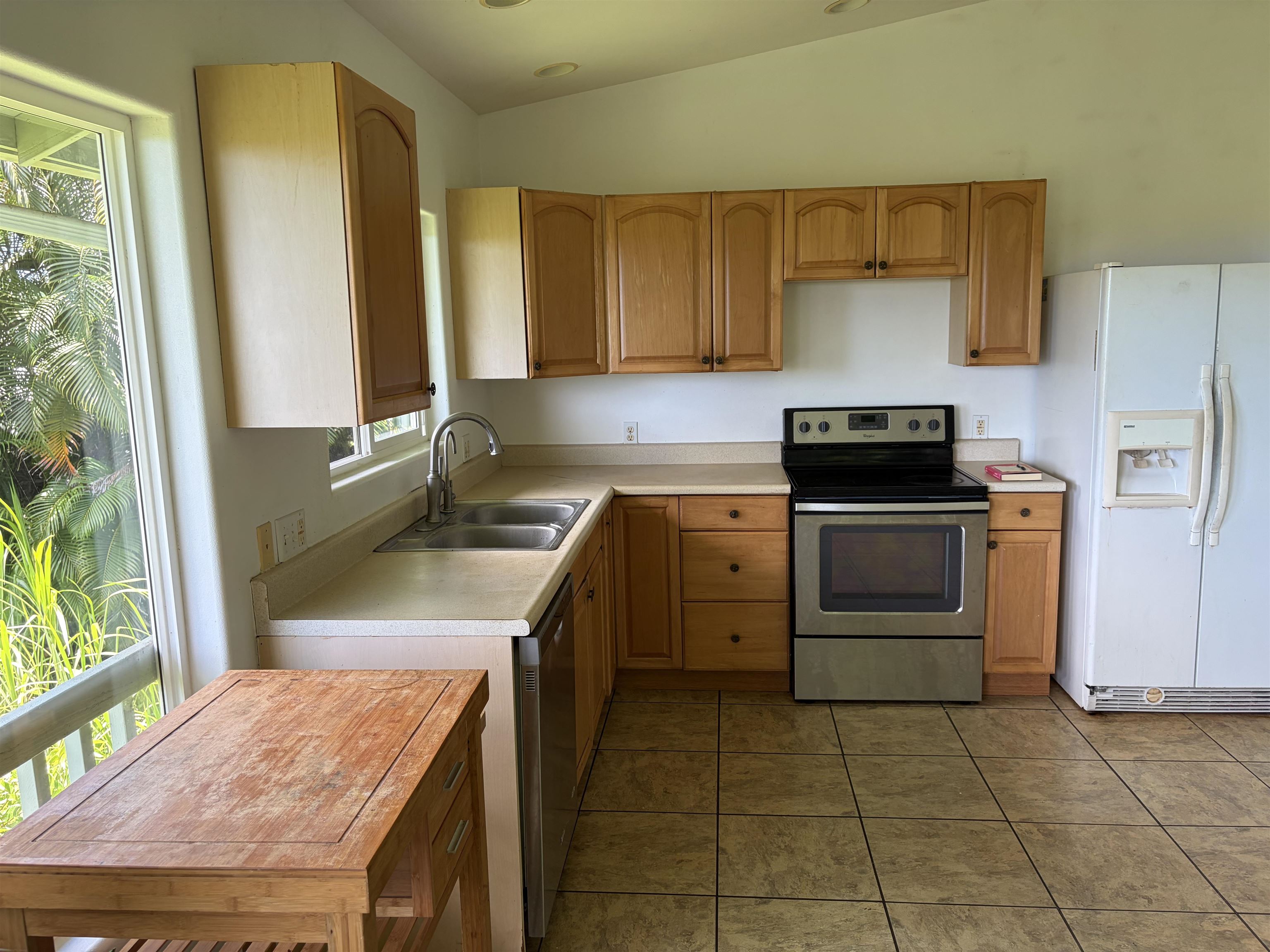 580 W Kuiaha Rd Property Photo 16