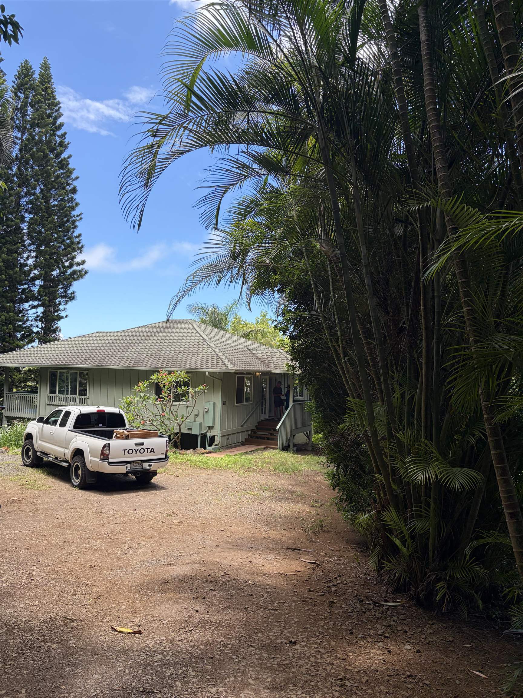 580 W Kuiaha Rd Property Photo 29