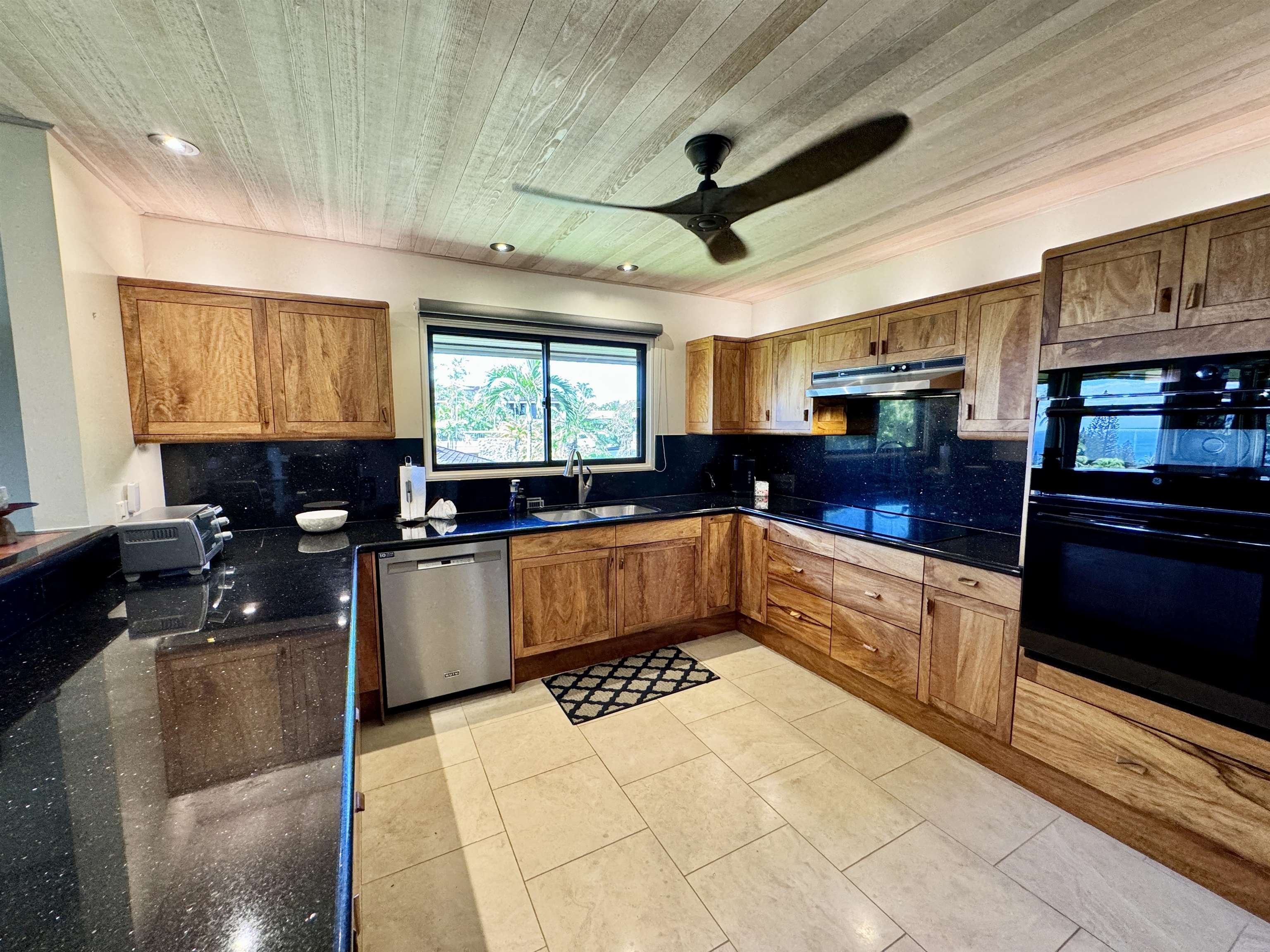 50 Puu Anoano St Property Photo 12