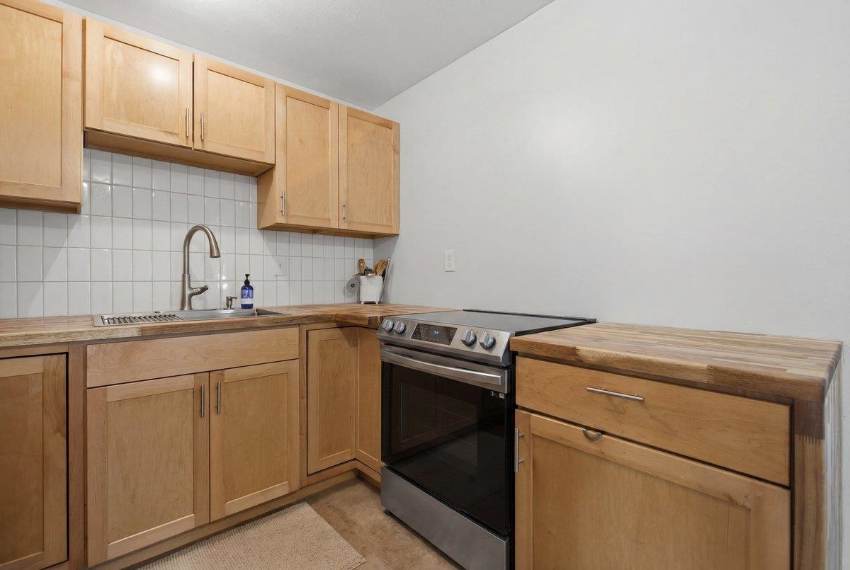 524 Kaao Cir Property Photo 8