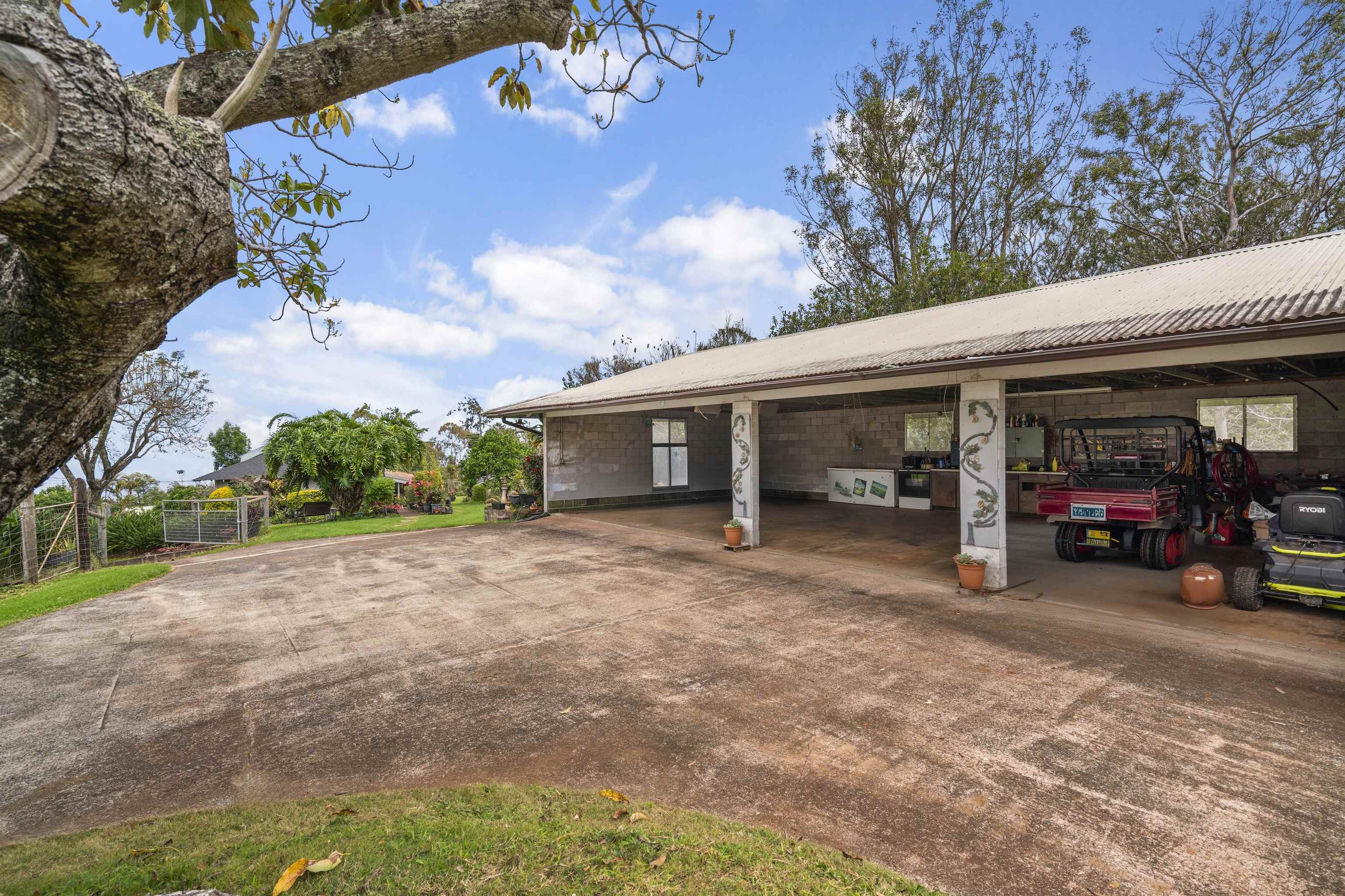 1423 Olinda Rd Property Photo 37