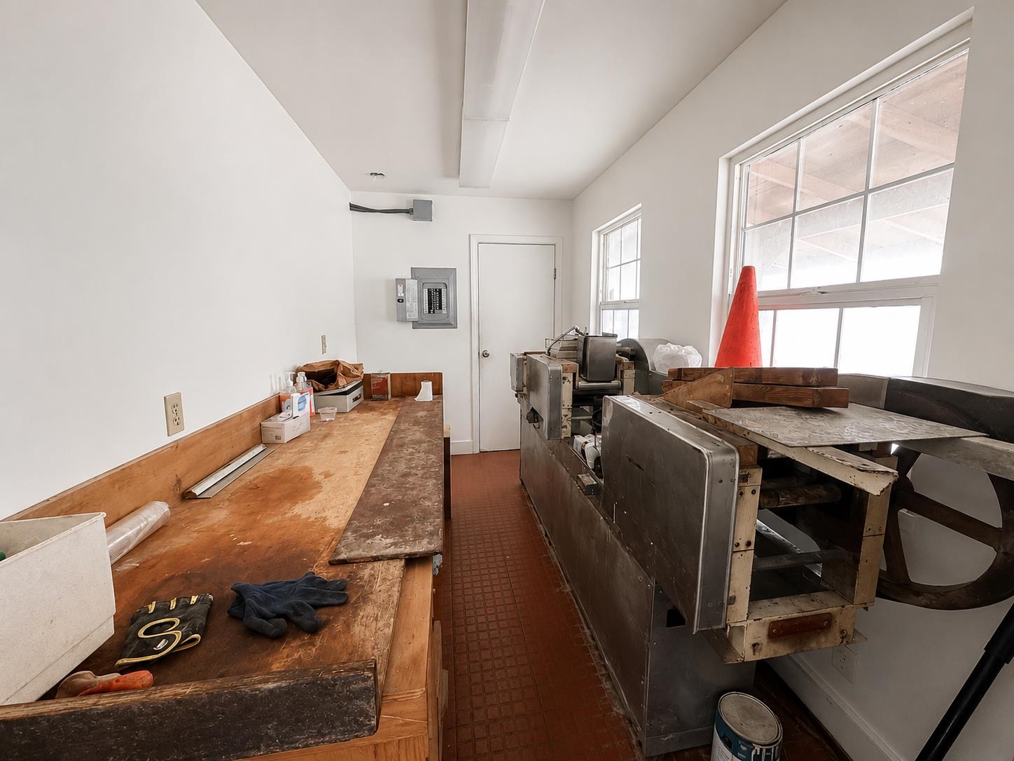 318 N Market St Property Photo 16