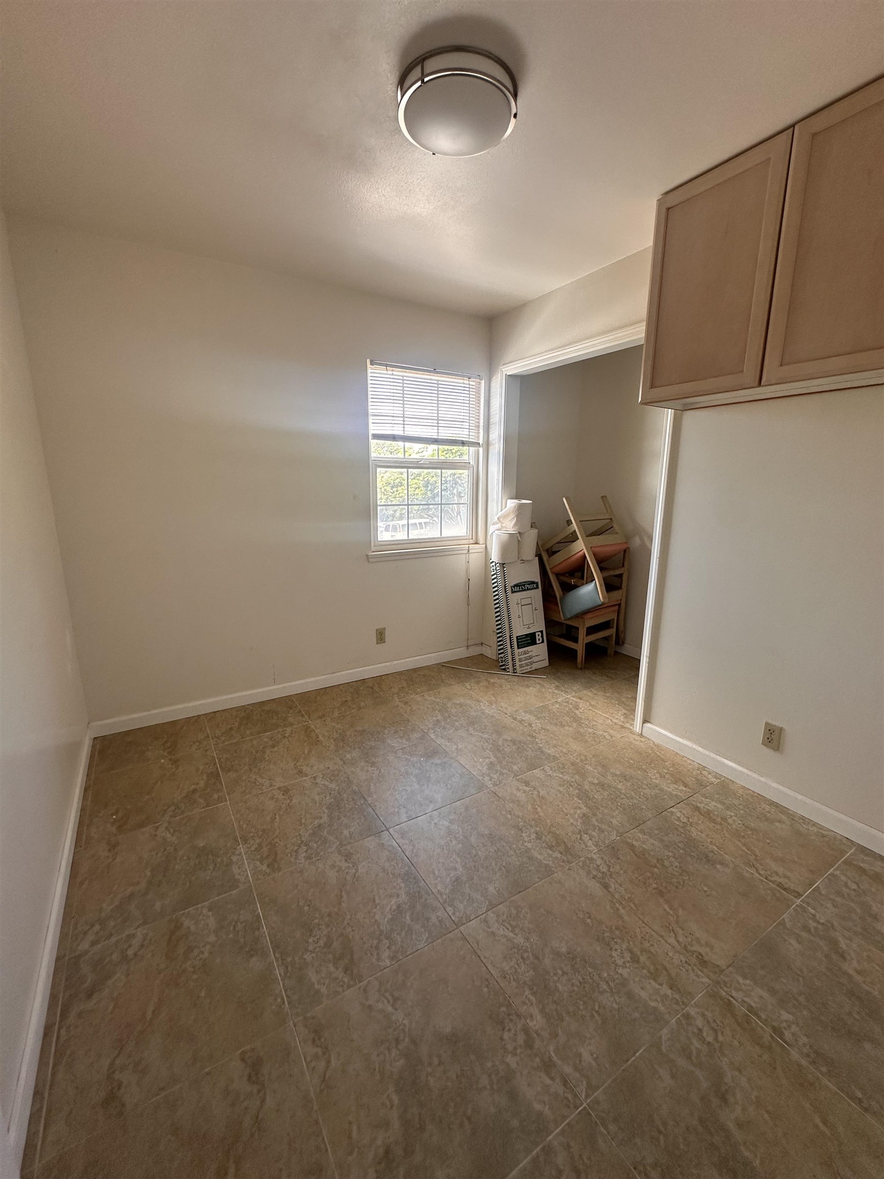 318 N Market St Property Photo 21