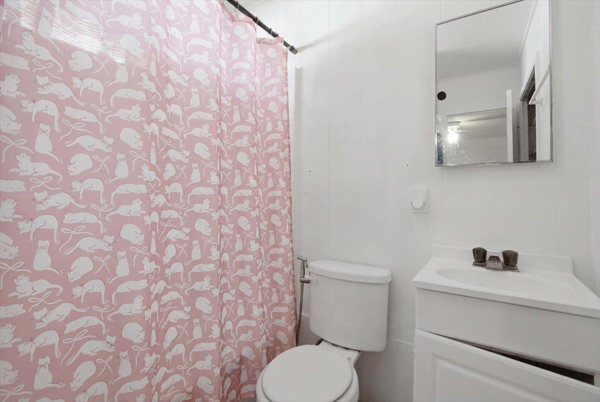 349 N Market St Property Photo 3