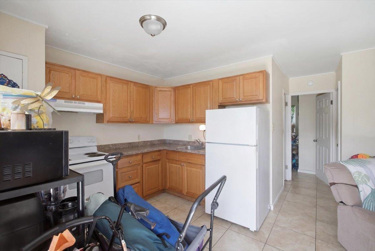 349 N Market St Property Photo 4