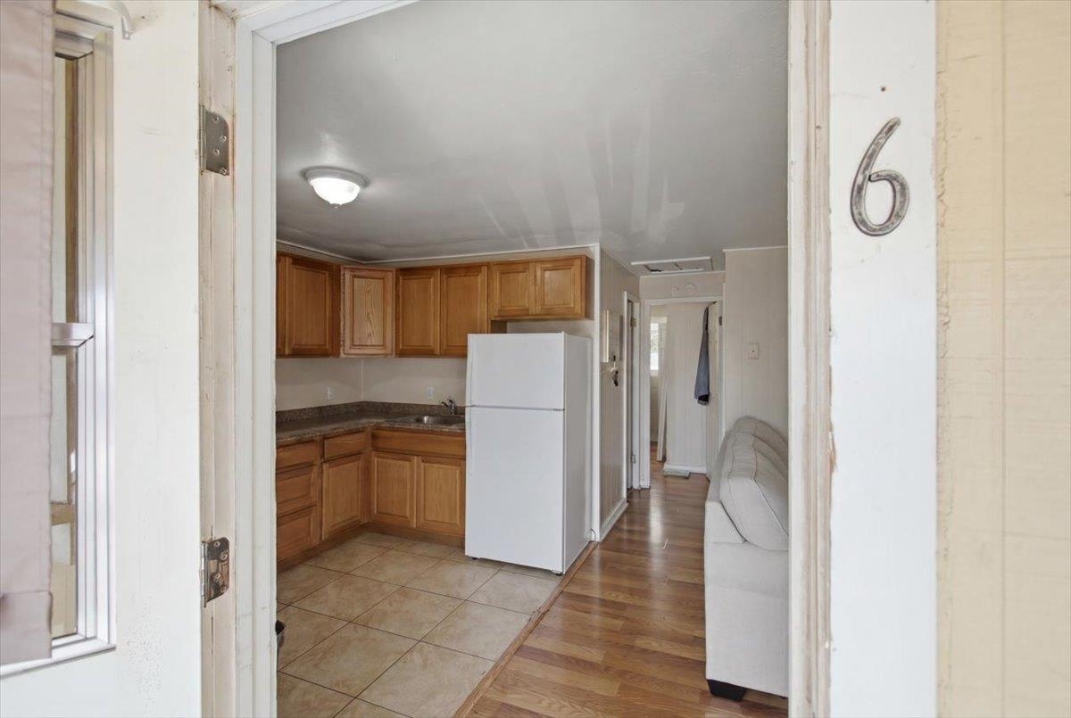 349 N Market St Property Photo 2