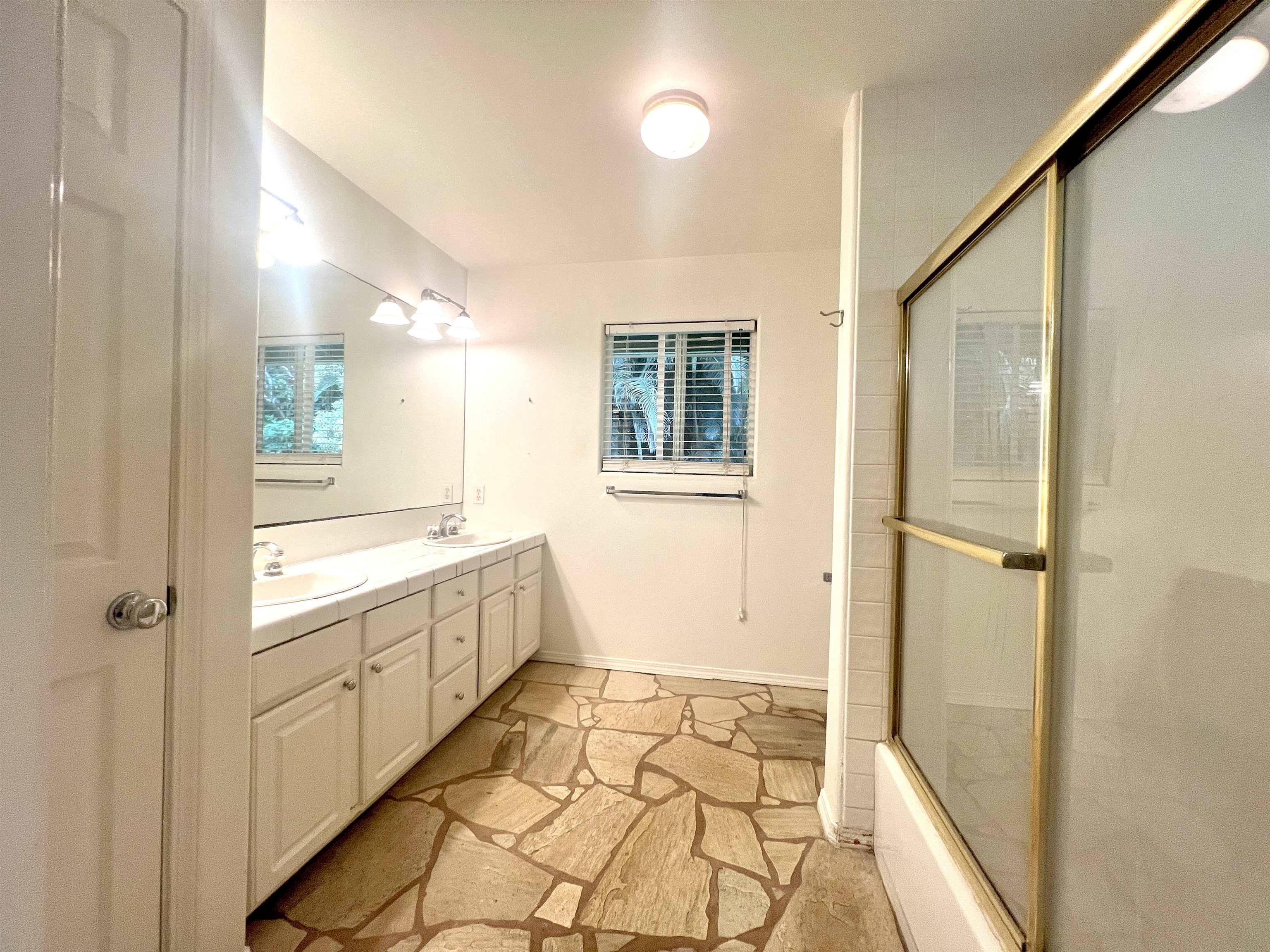 590 Kaiapa Pl Property Photo 20