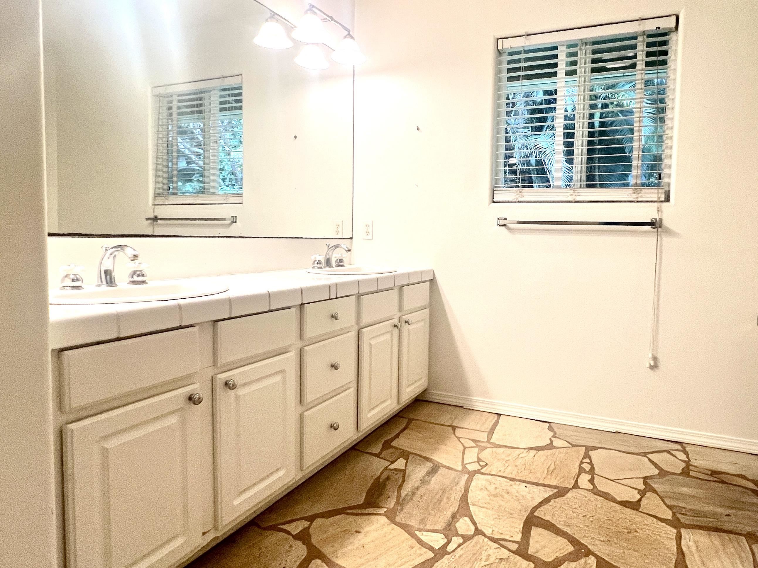 590 Kaiapa Pl Property Photo 21