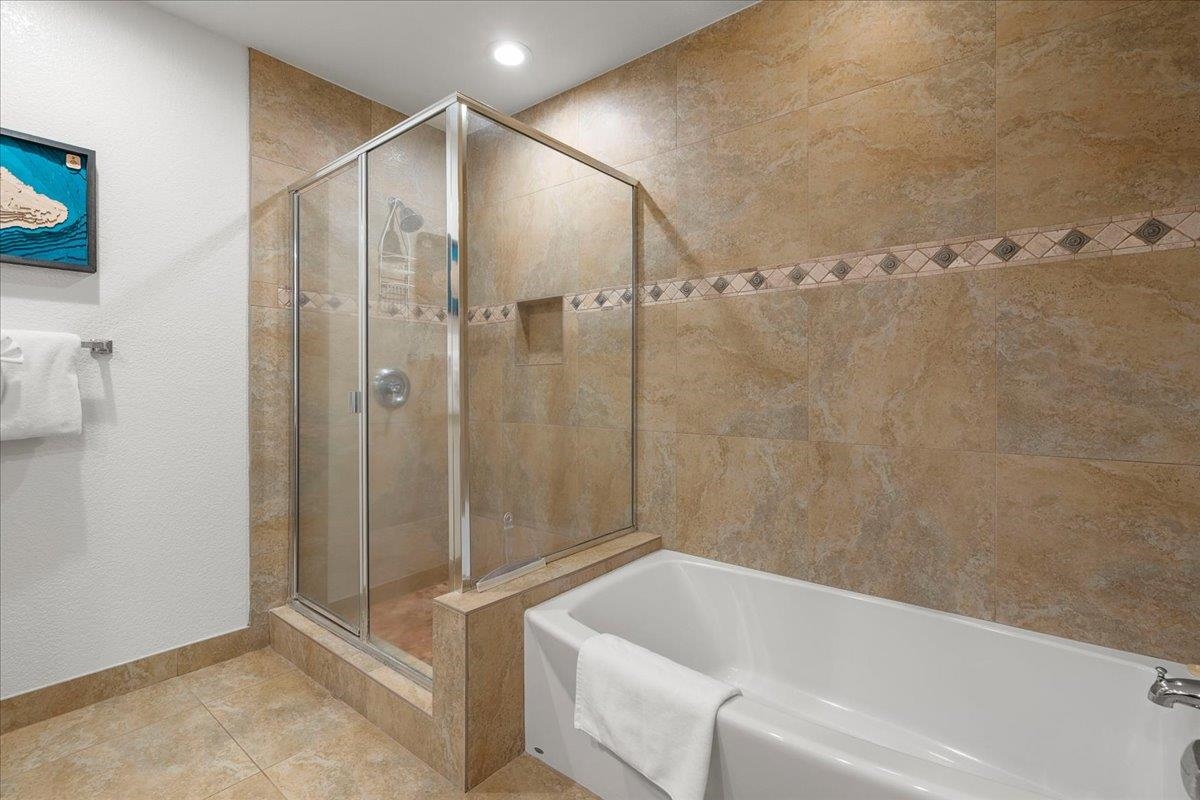 155 Wailea Ike Pl Property Photo 23