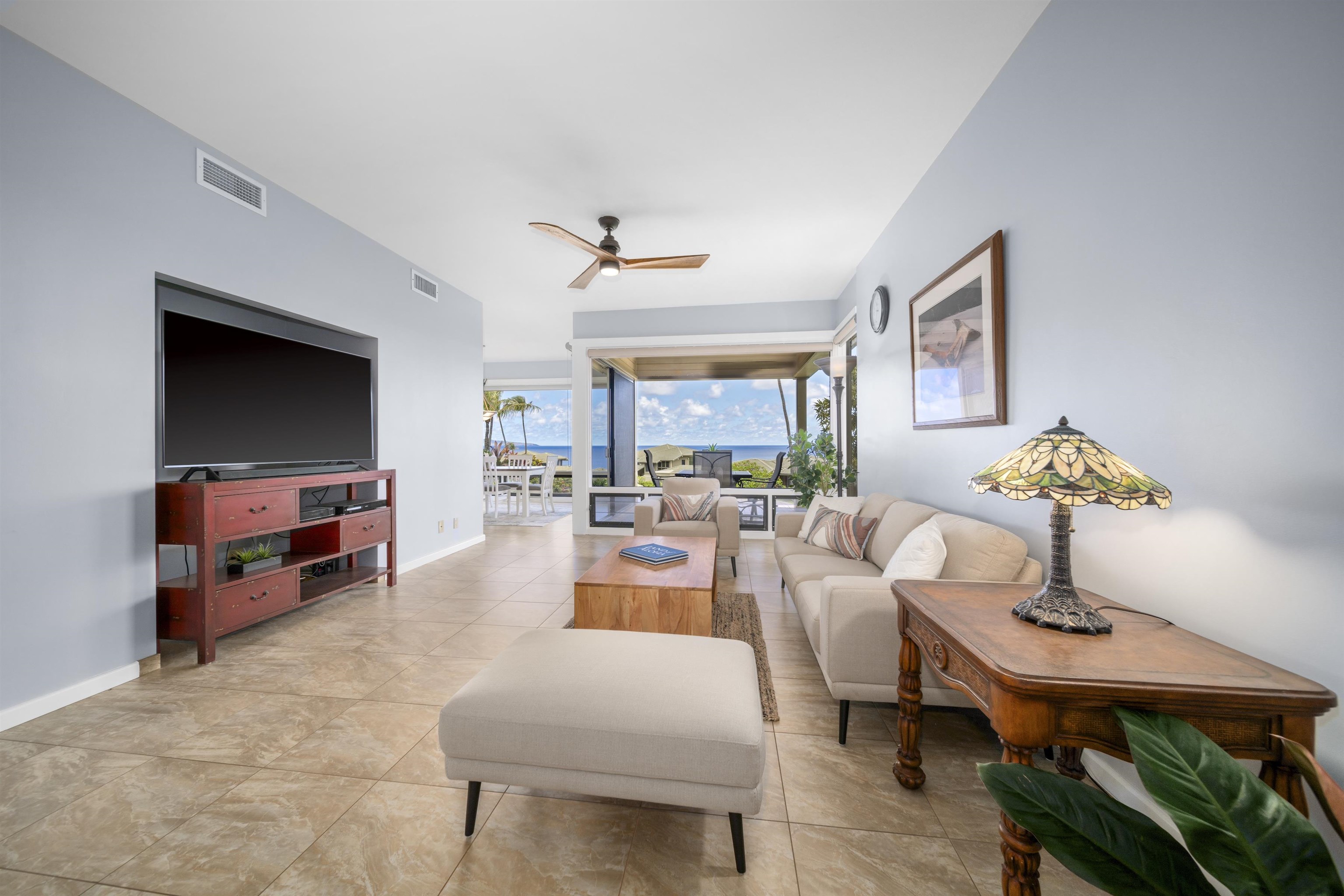 500 Bay Dr Property Photo 2