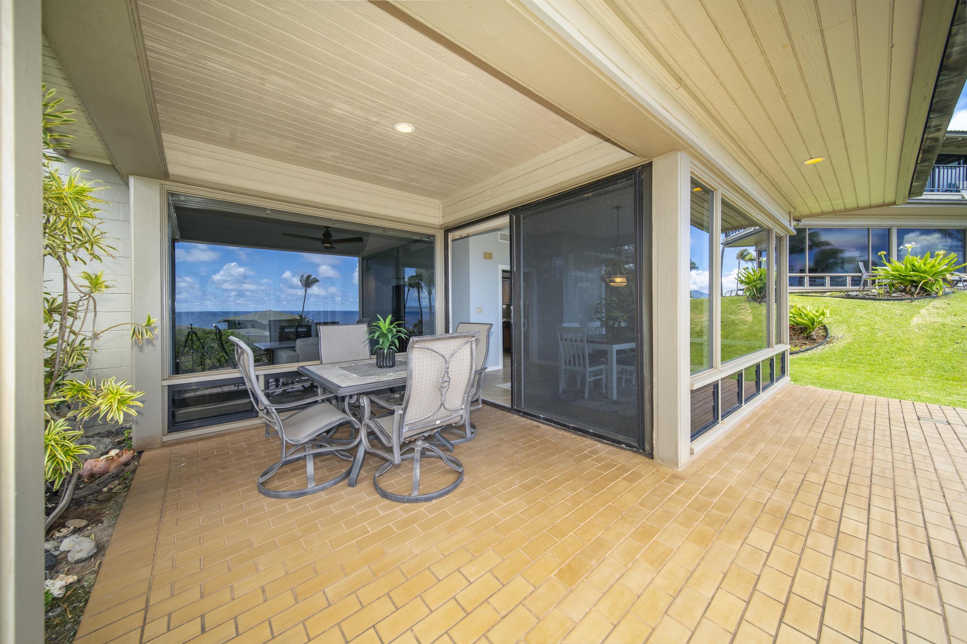 500 Bay Dr Property Photo 12