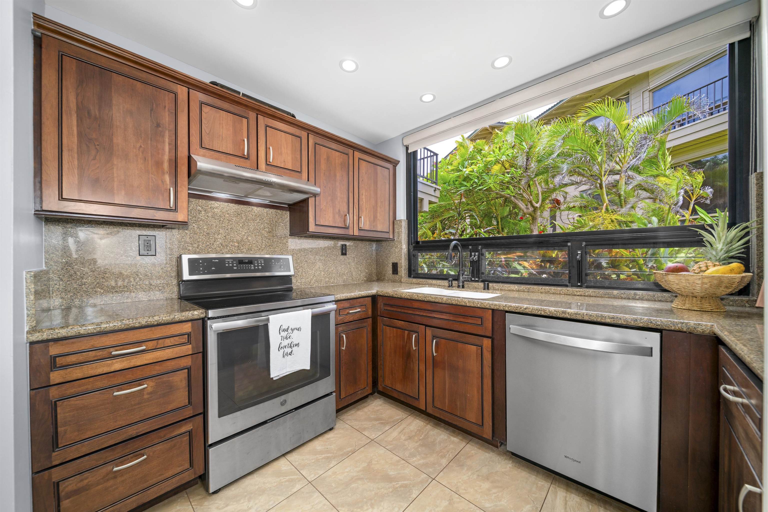 500 Bay Dr Property Photo 18