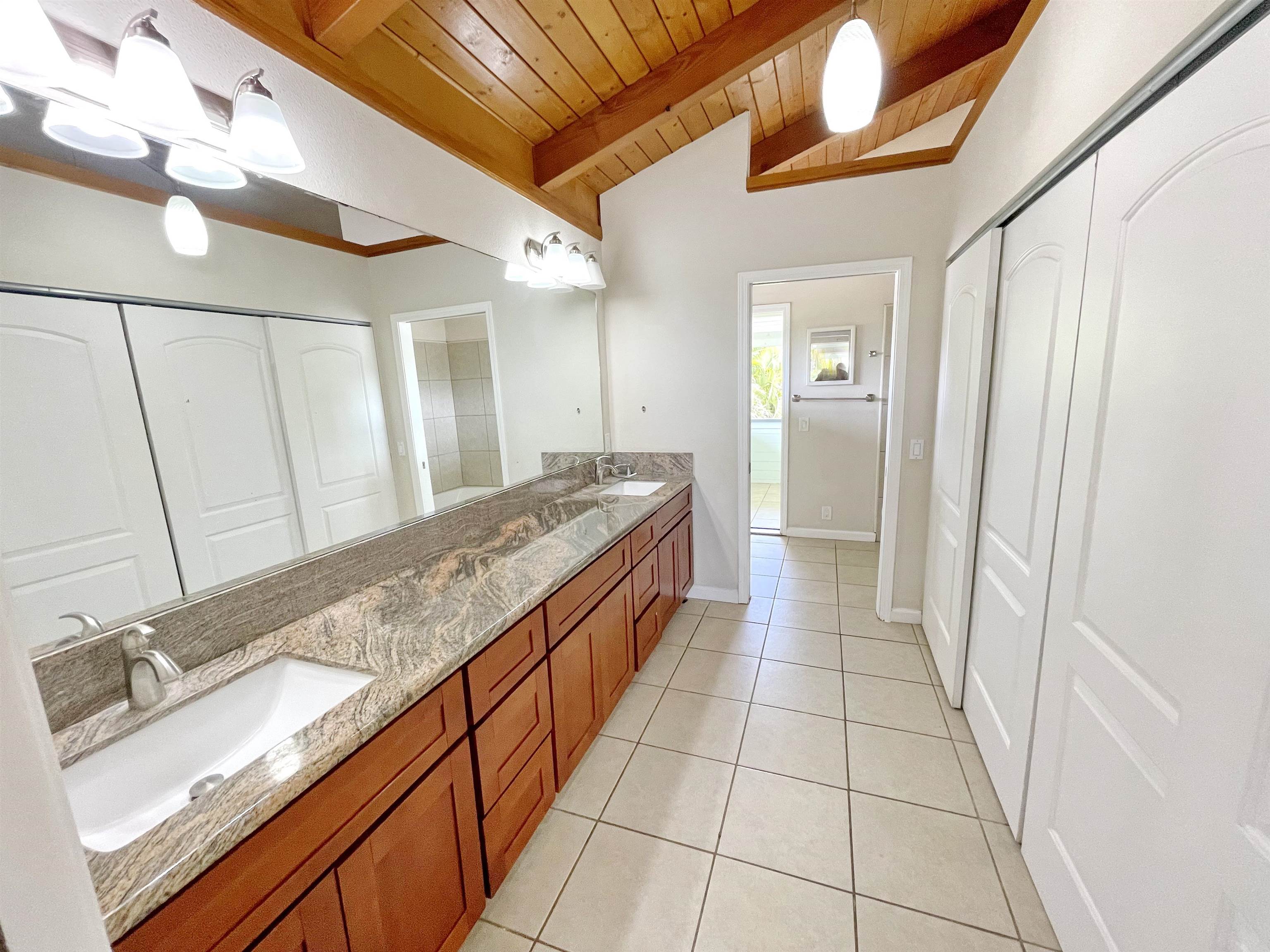 2735 Panepoo St Property Photo 18