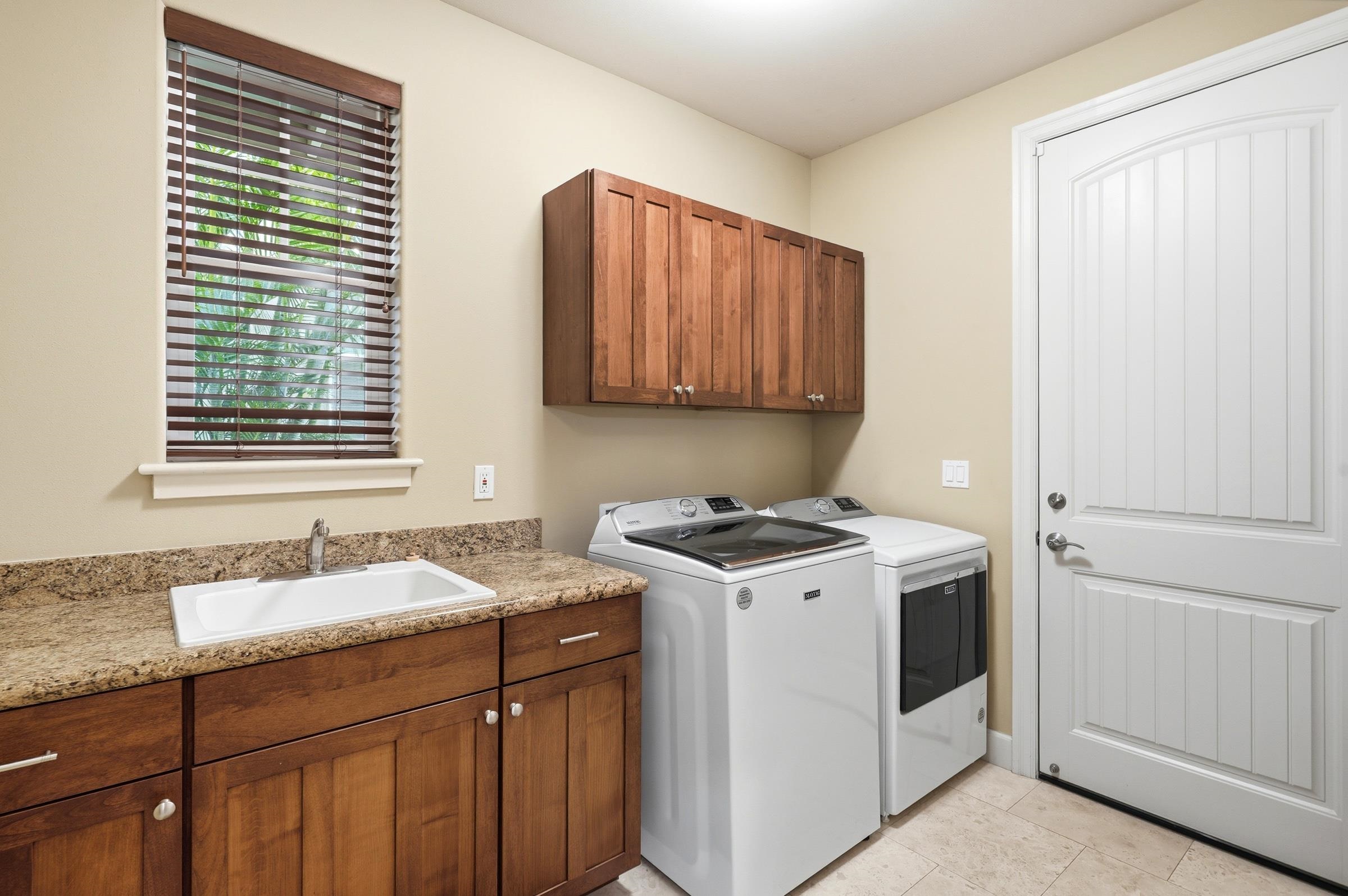 2491 Hihimanu St Property Photo 40