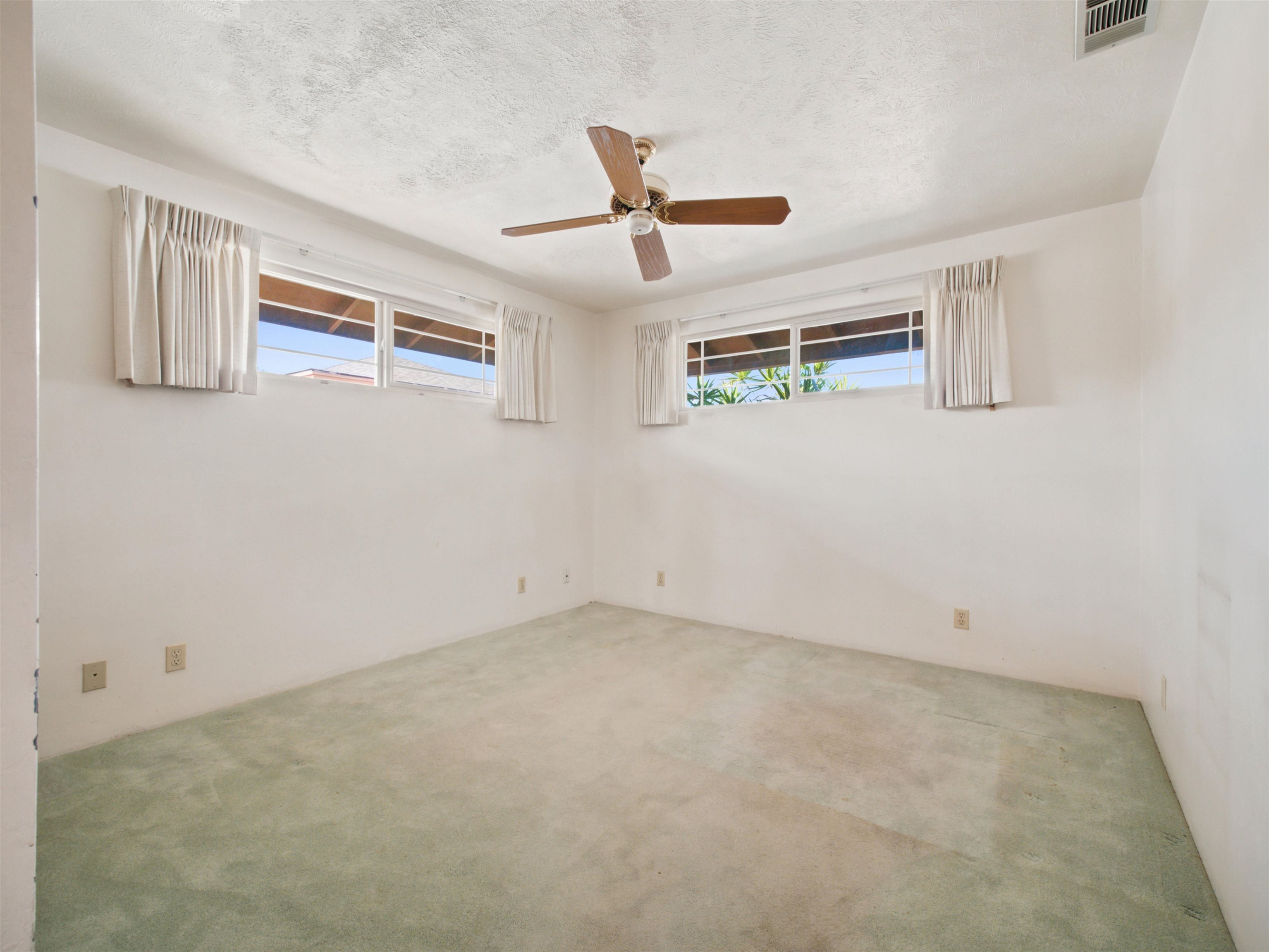 217 Awa Pl Property Photo 28