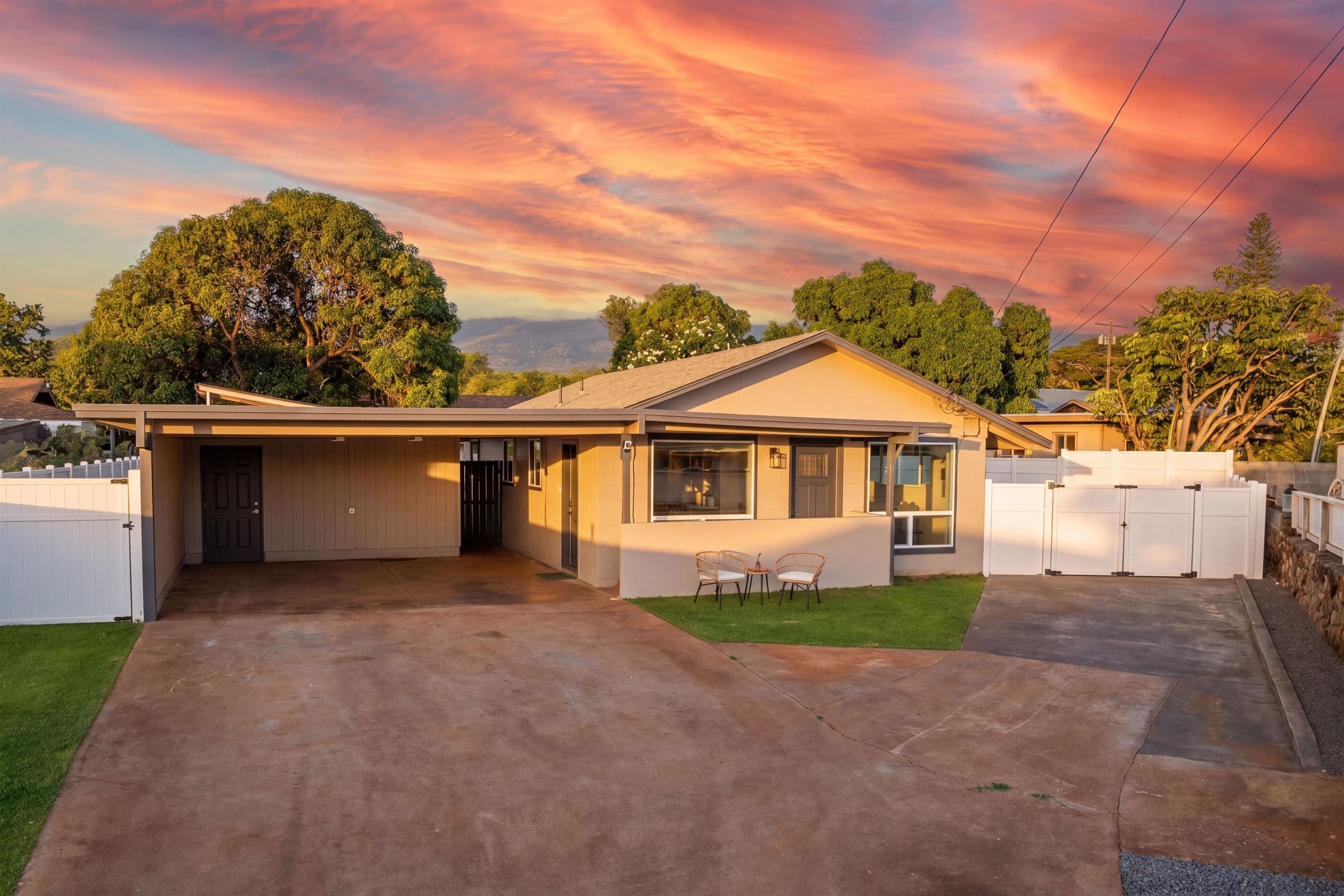 1937 Peke Pl Property Photo 1