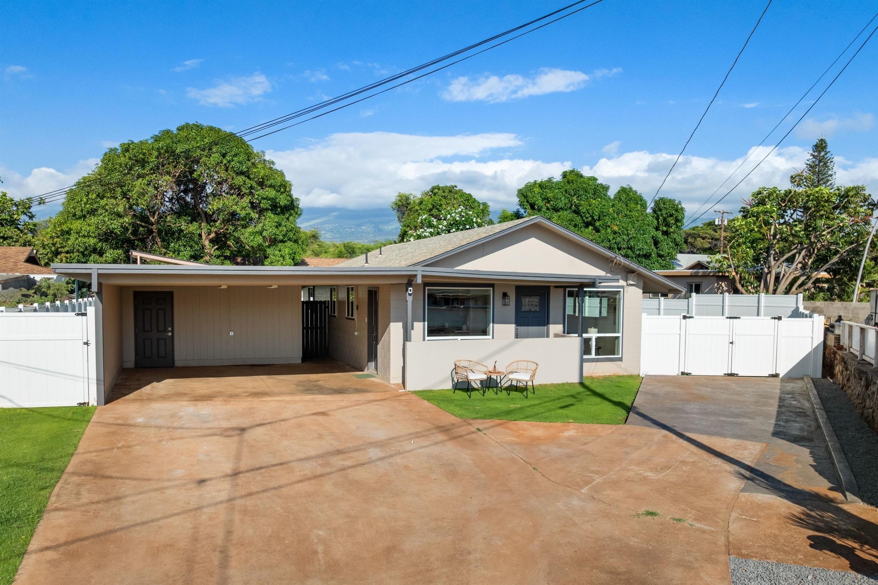 1937 Peke Pl Property Photo 2