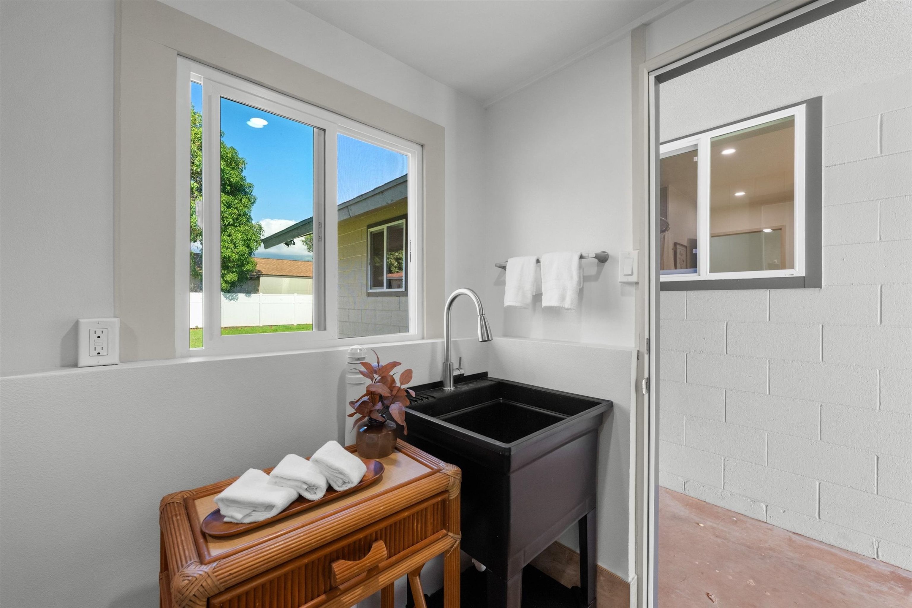 1937 Peke Pl Property Photo 32