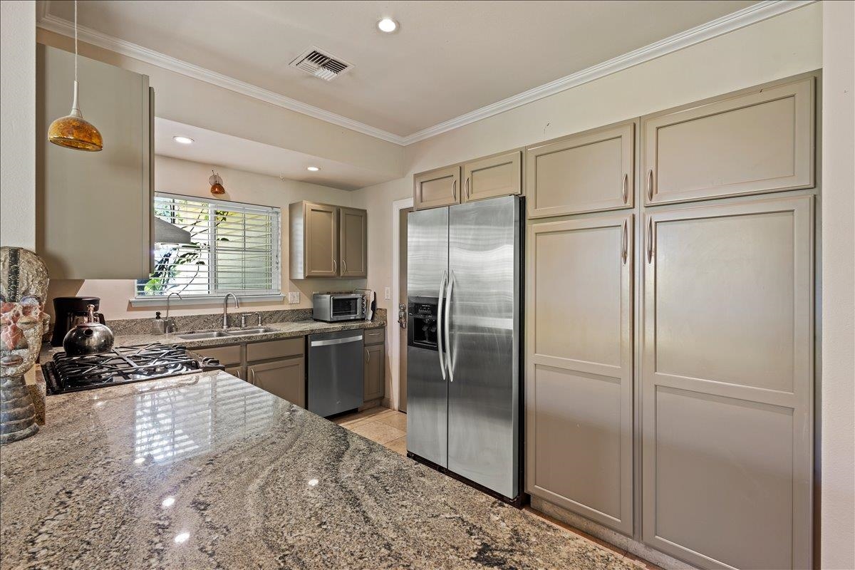 88 Lae St Property Photo 20