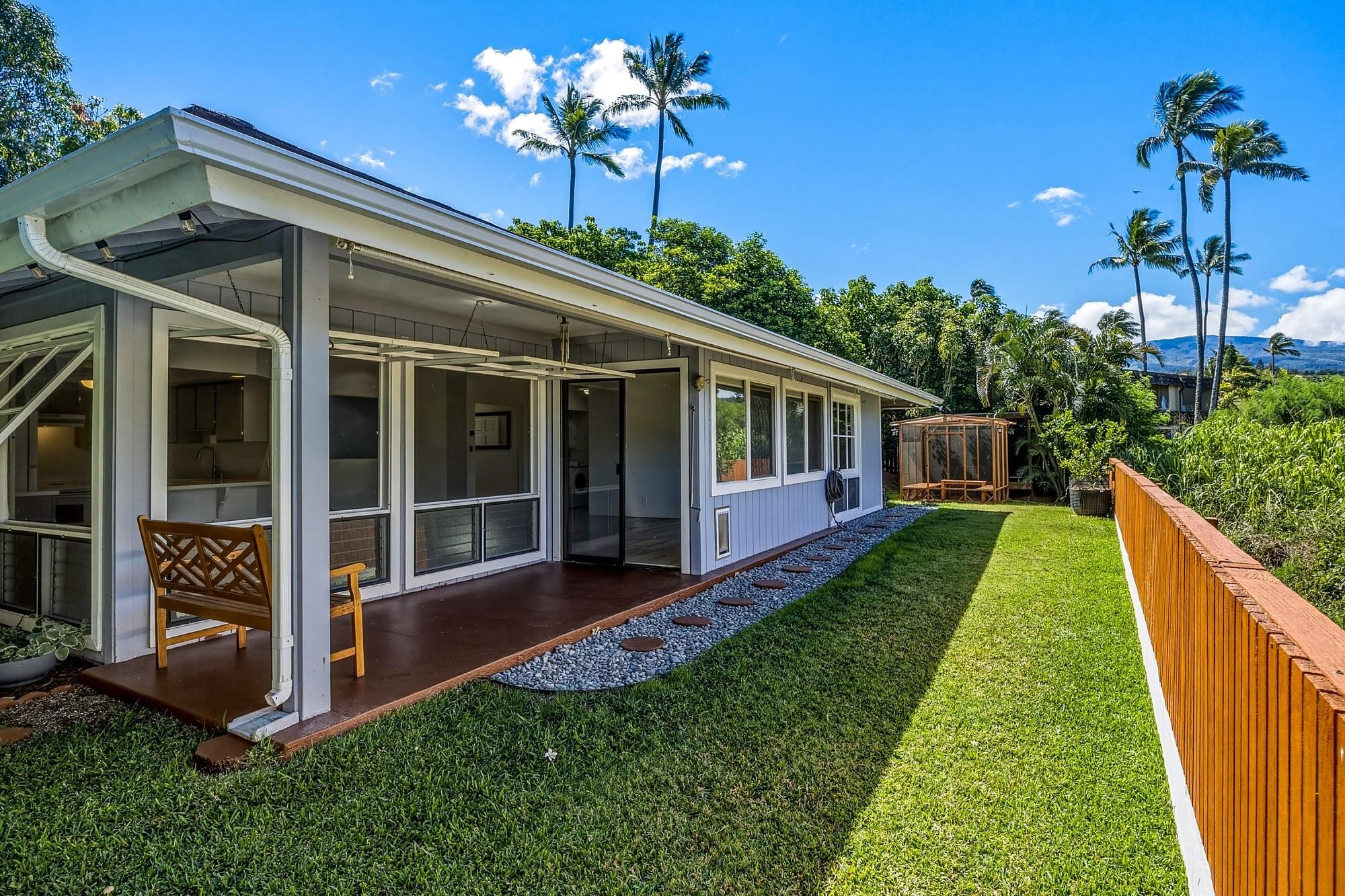 90 Hui F Rd Property Photo 2