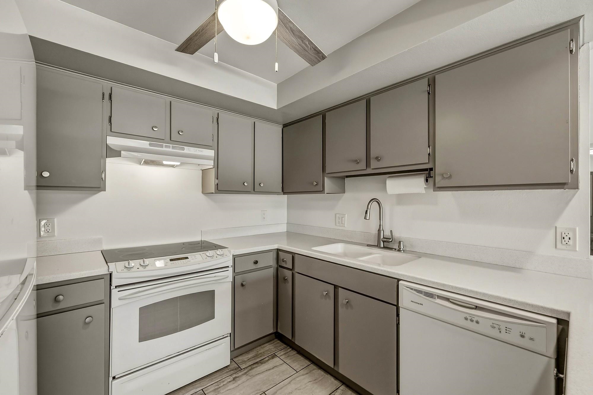 90 Hui F Rd Property Photo 3