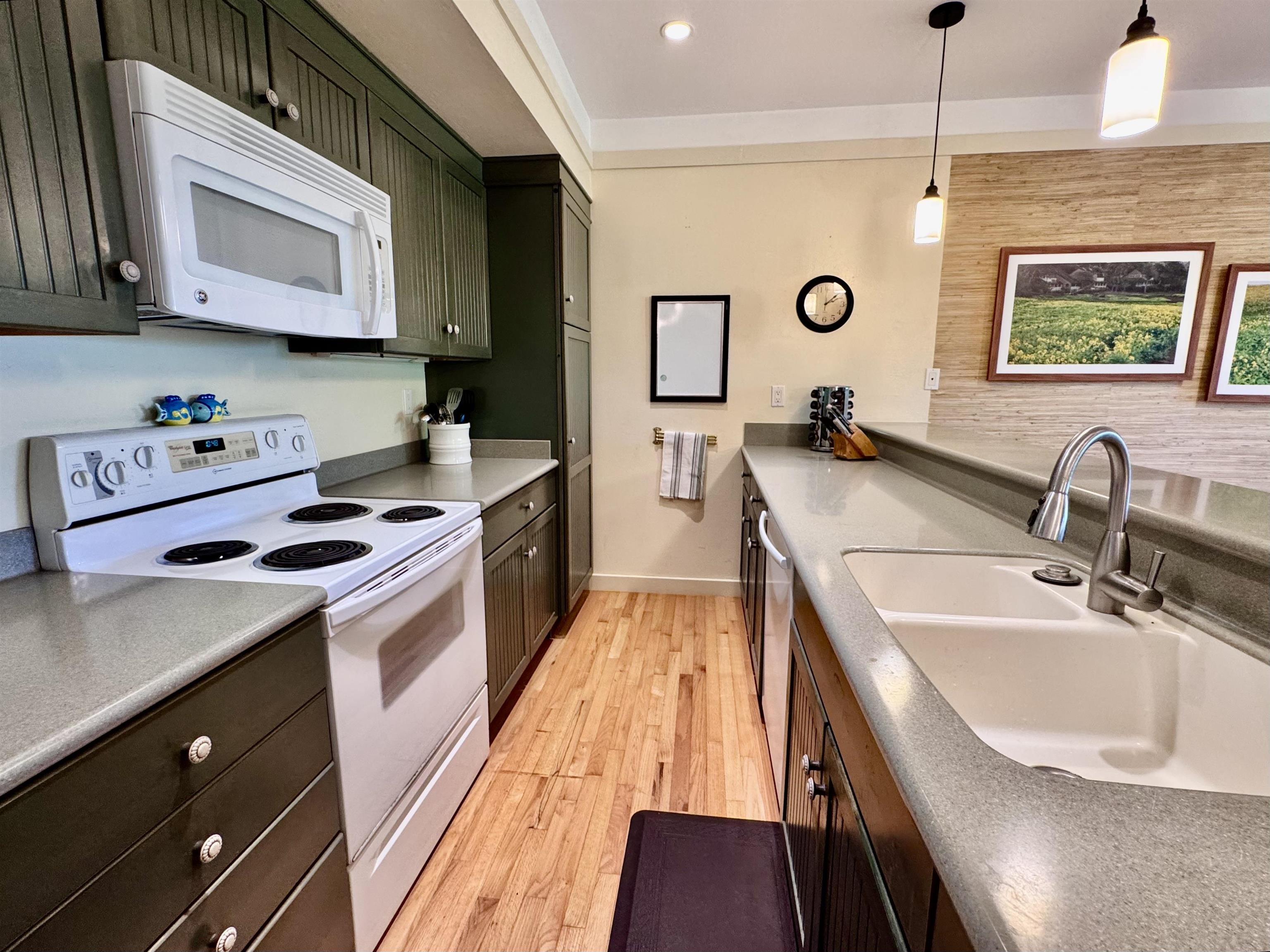 100 Lio Pl Property Photo 5