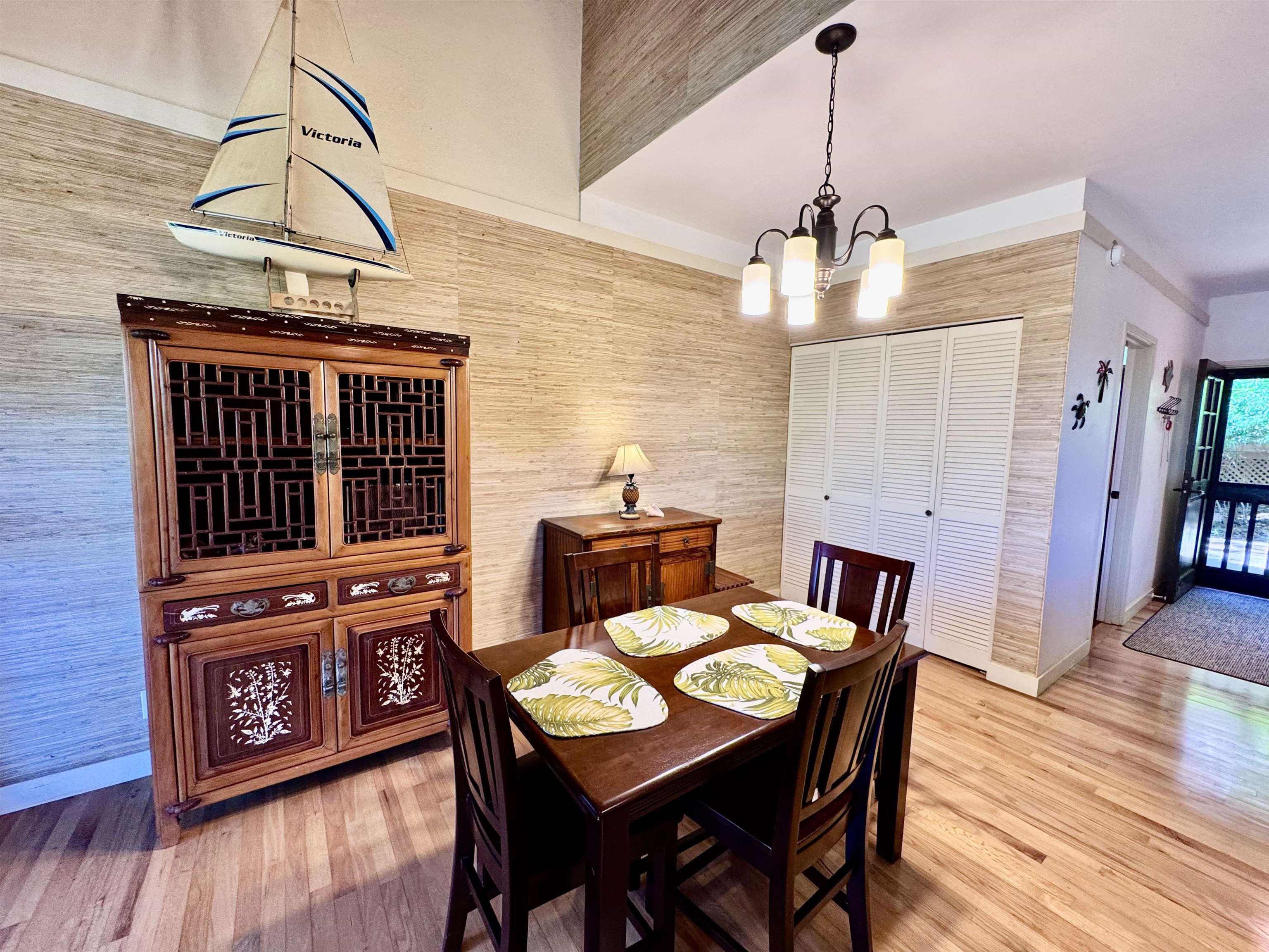 100 Lio Pl Property Photo 7