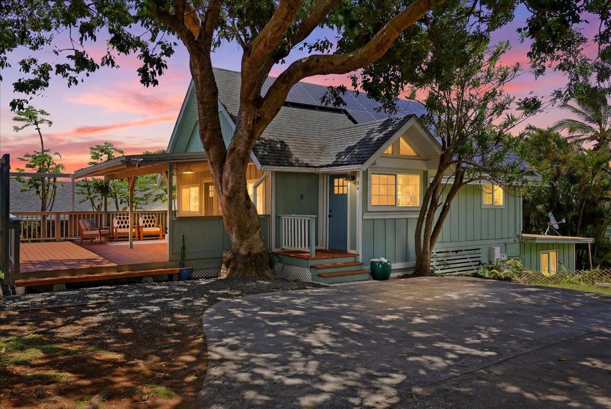 16 Makani Rd Property Photo 1