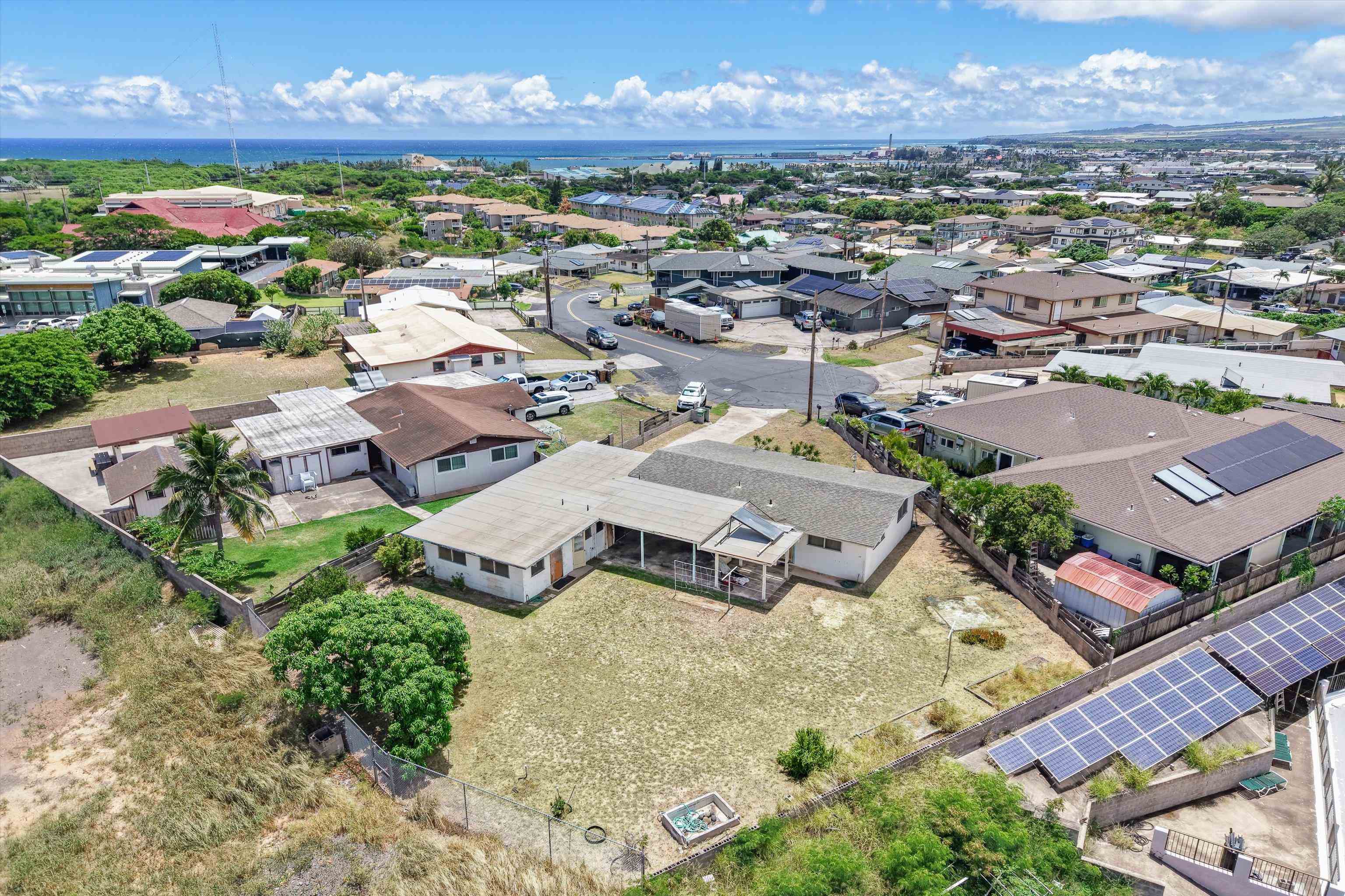 356 Hilu Pl Property Photo 3