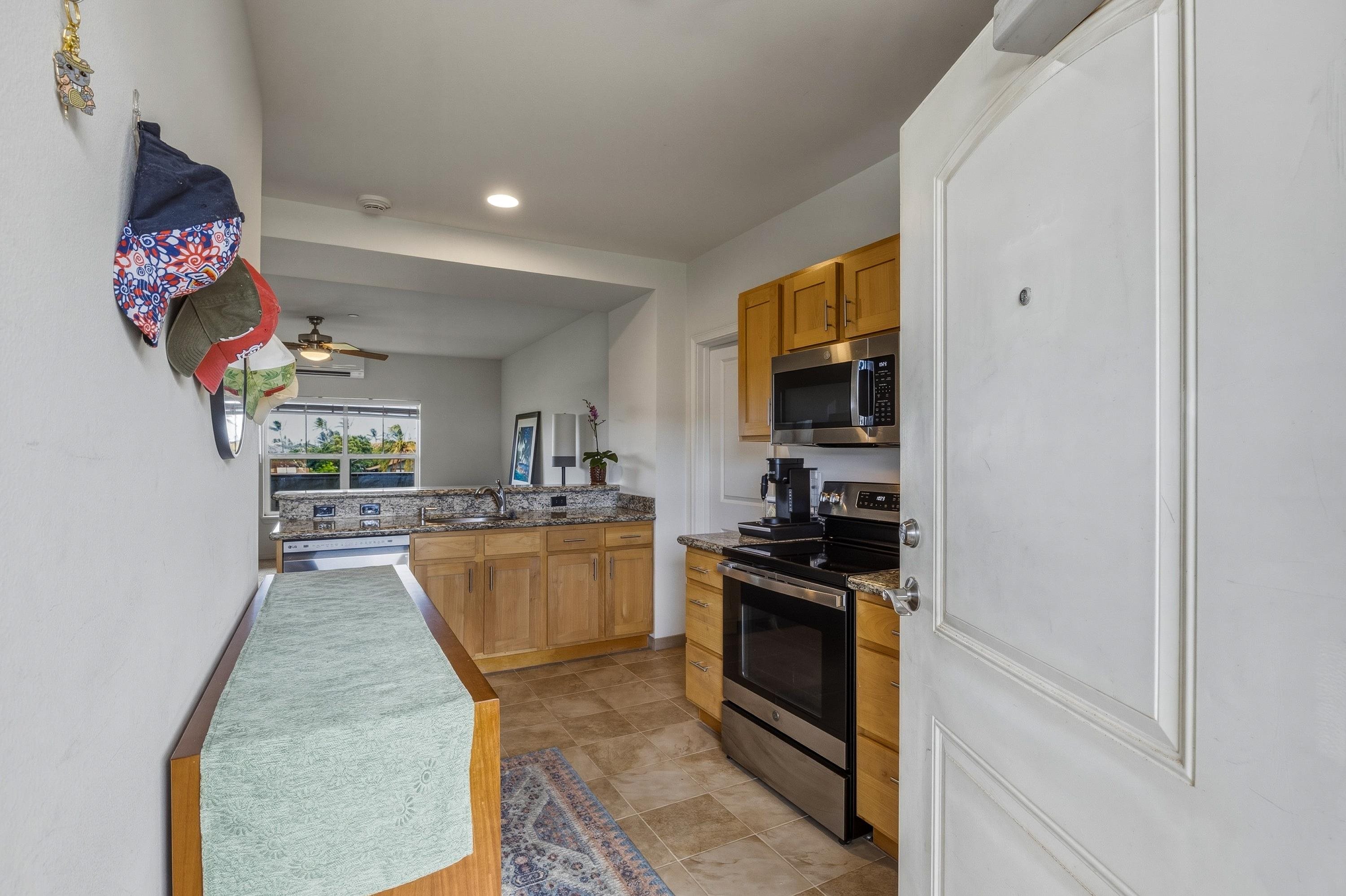 3708 Lower Honoapiilani Rd Property Photo 6