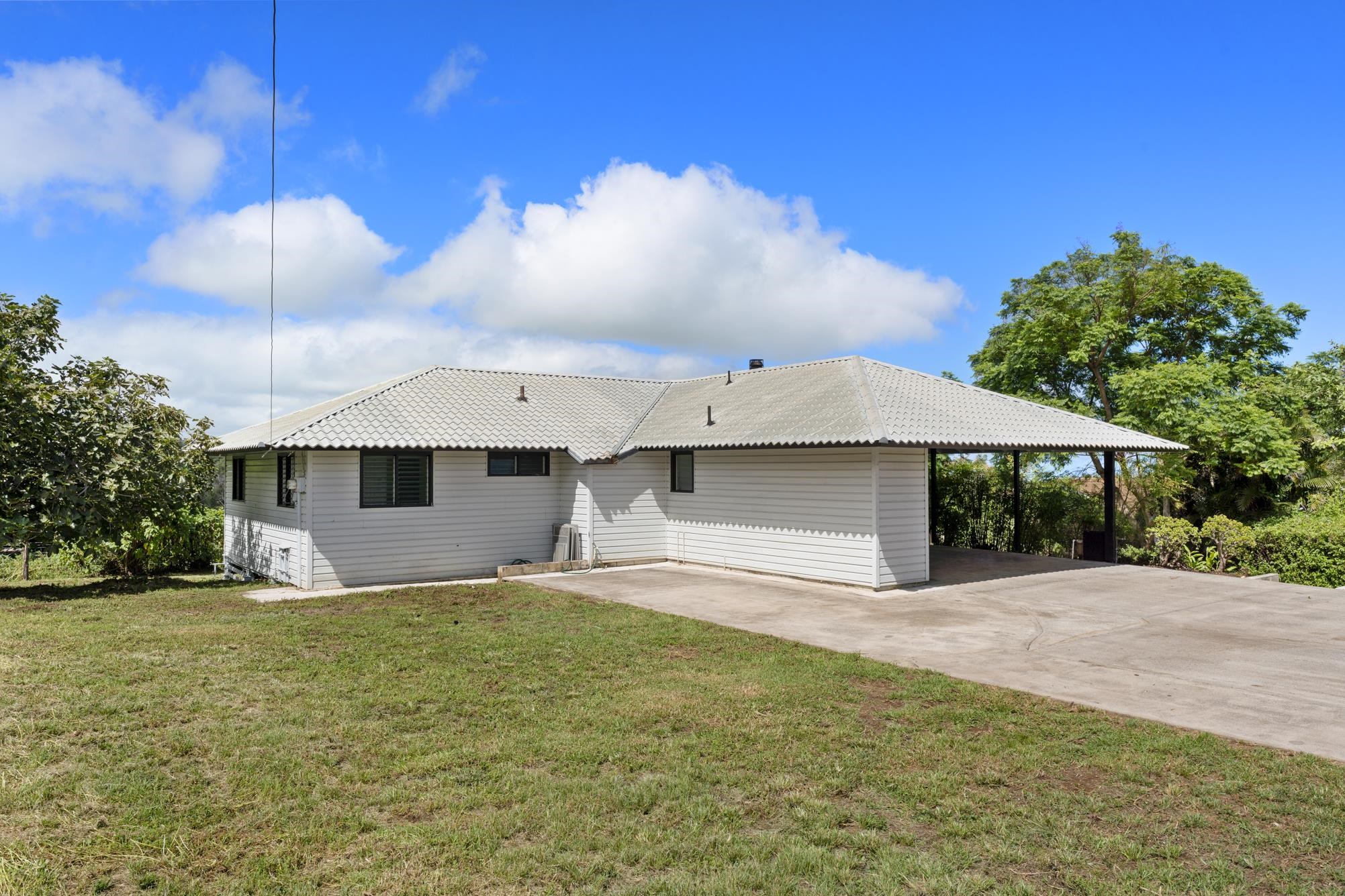 230 Pulehuiki Rd Property Photo 1