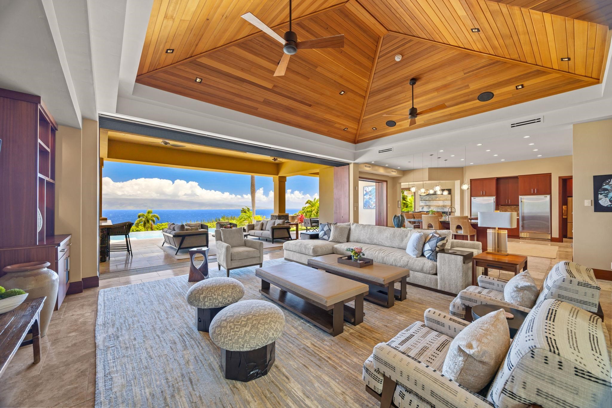 706 Mokuleia Pl Property Photo 11