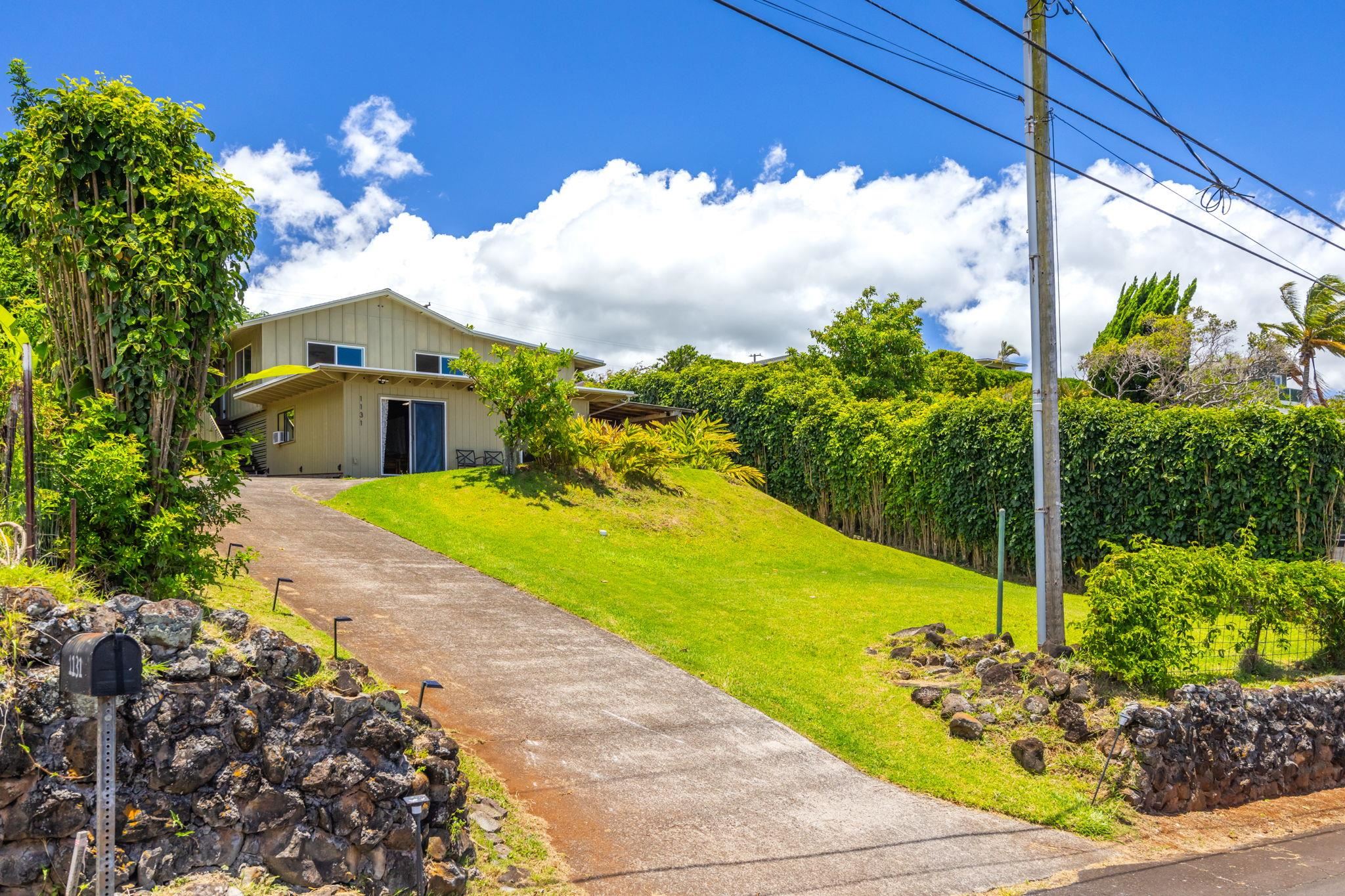1131 Kehau Pl Property Photo 2