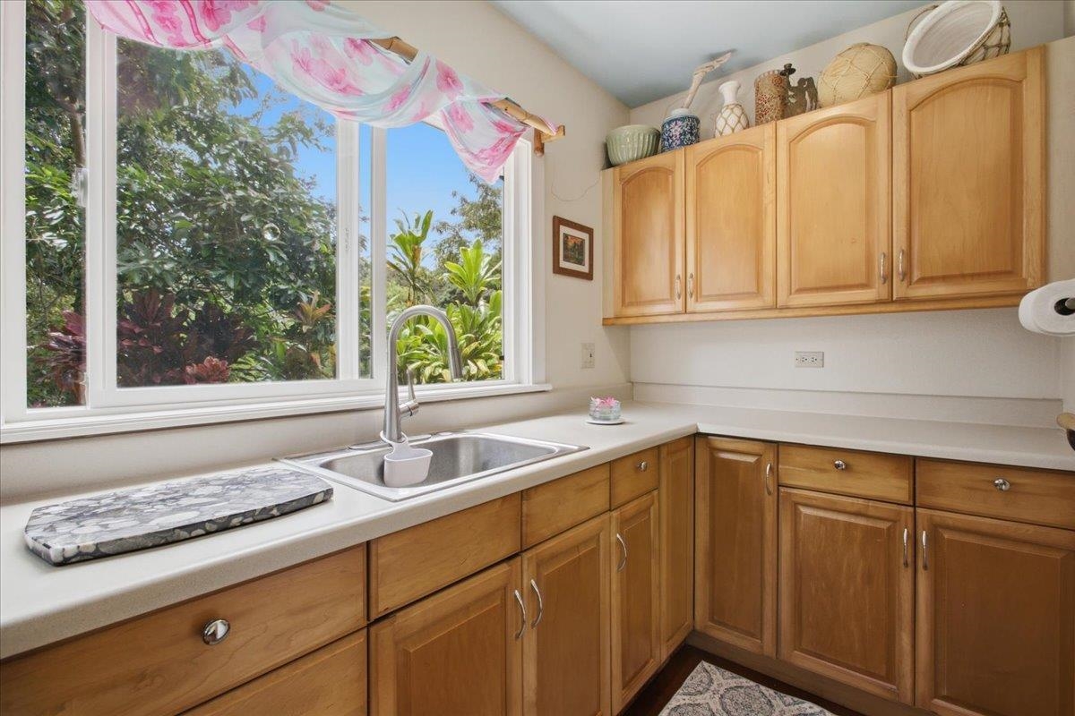 140 River Rd Property Photo 30