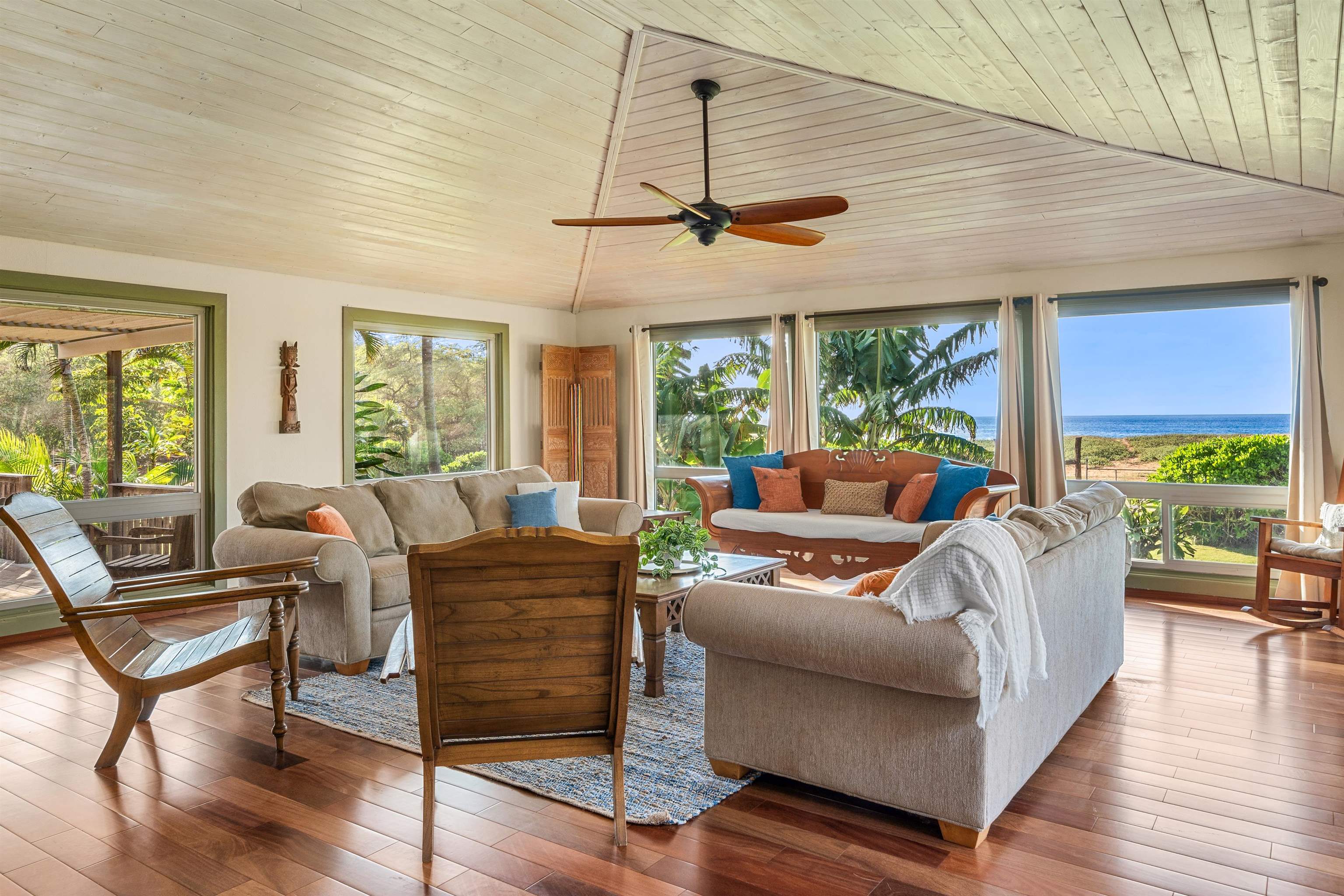 2944 Kalua Koi Rd Property Photo 3