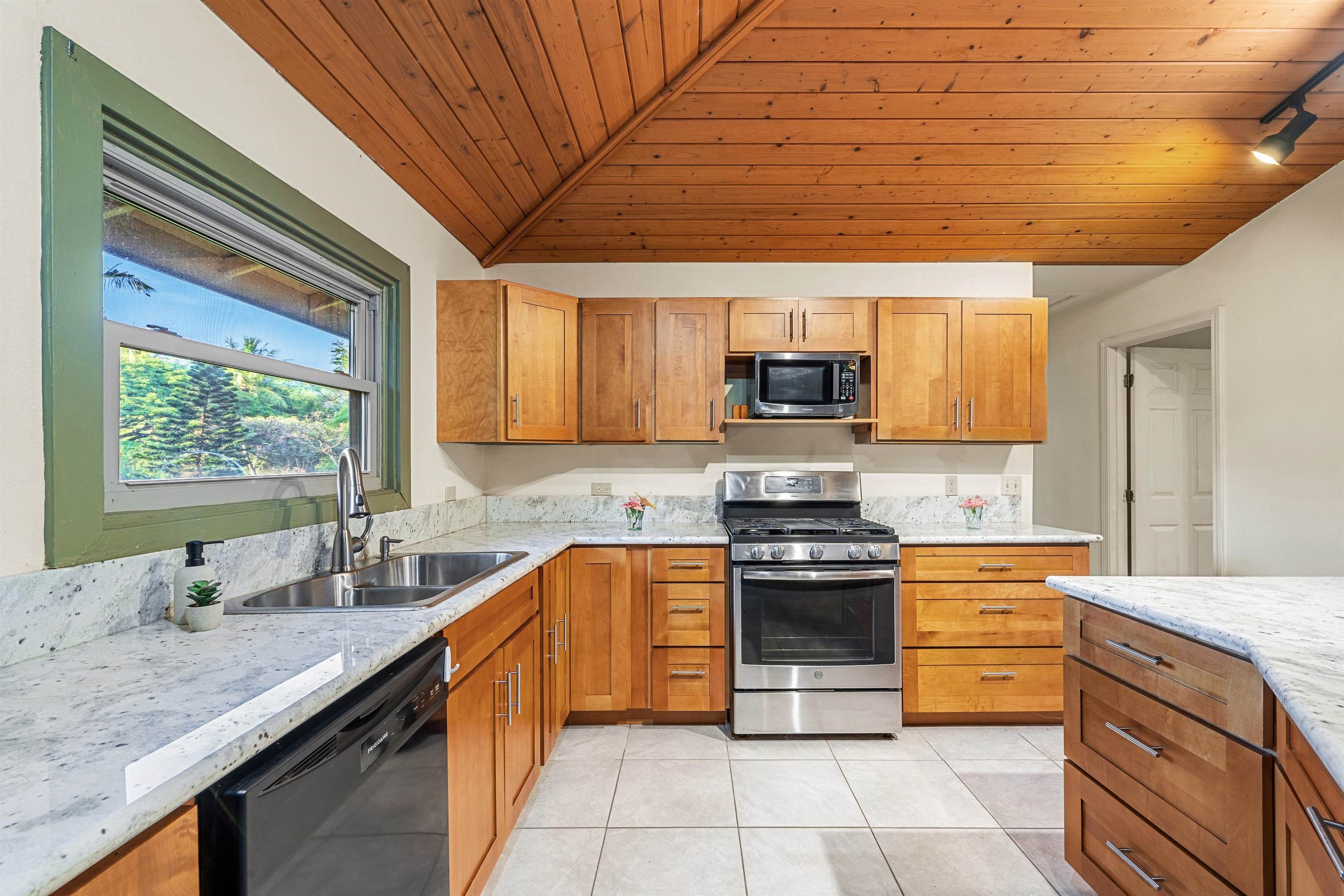 2944 Kalua Koi Rd Property Photo 44