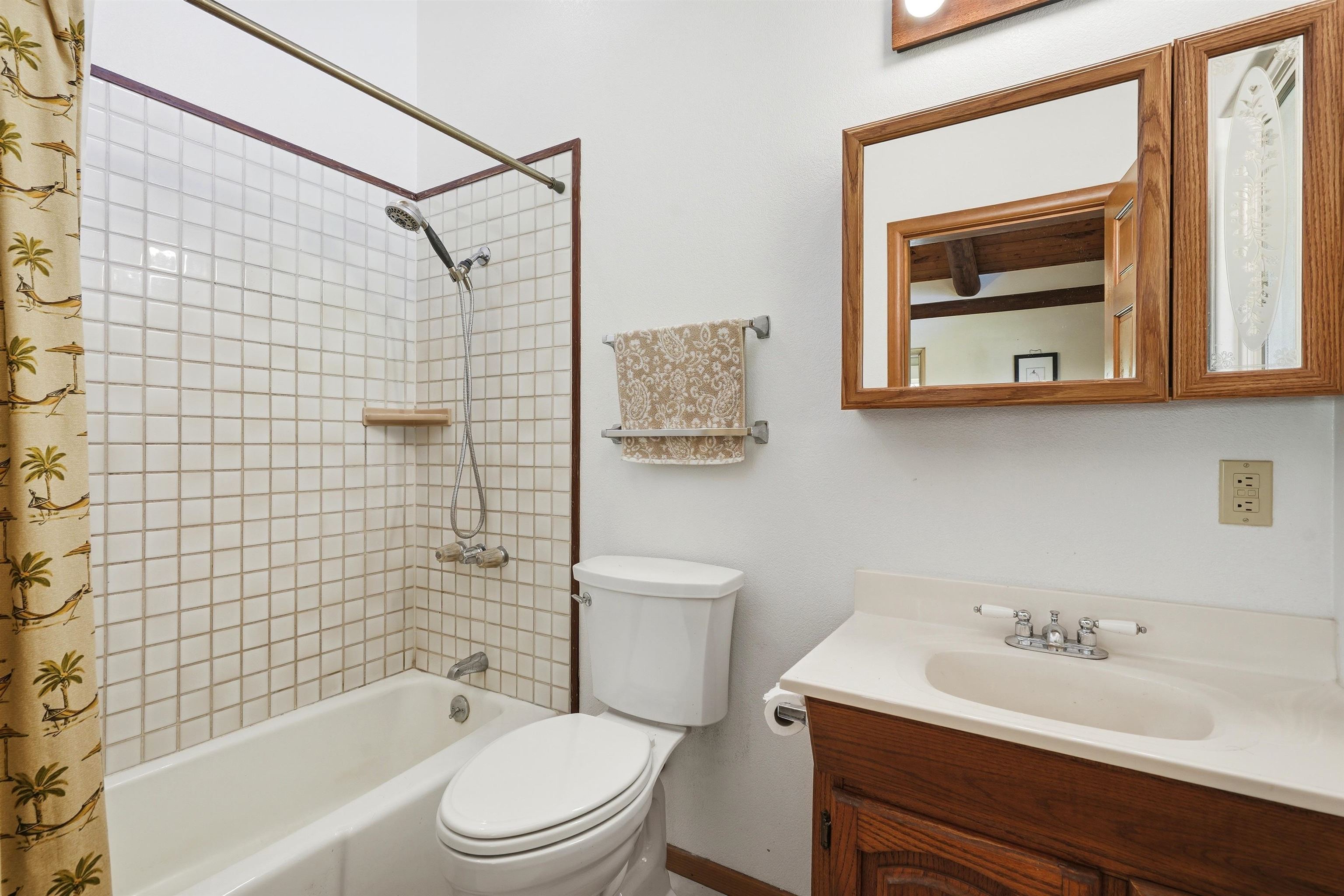 1160 Ehu Rd Property Photo 7