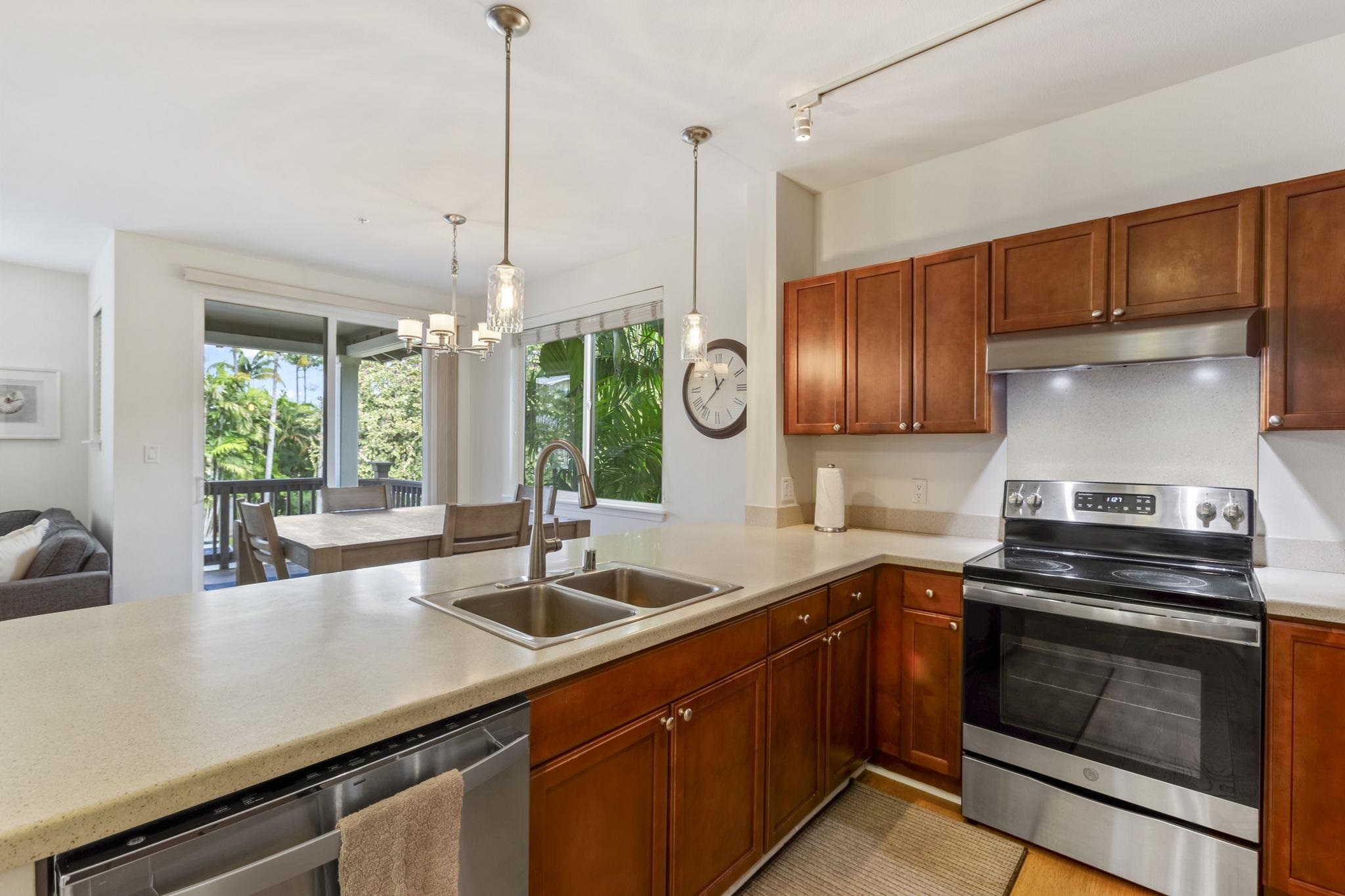 31 E Kuu Aku Ln Property Photo 14