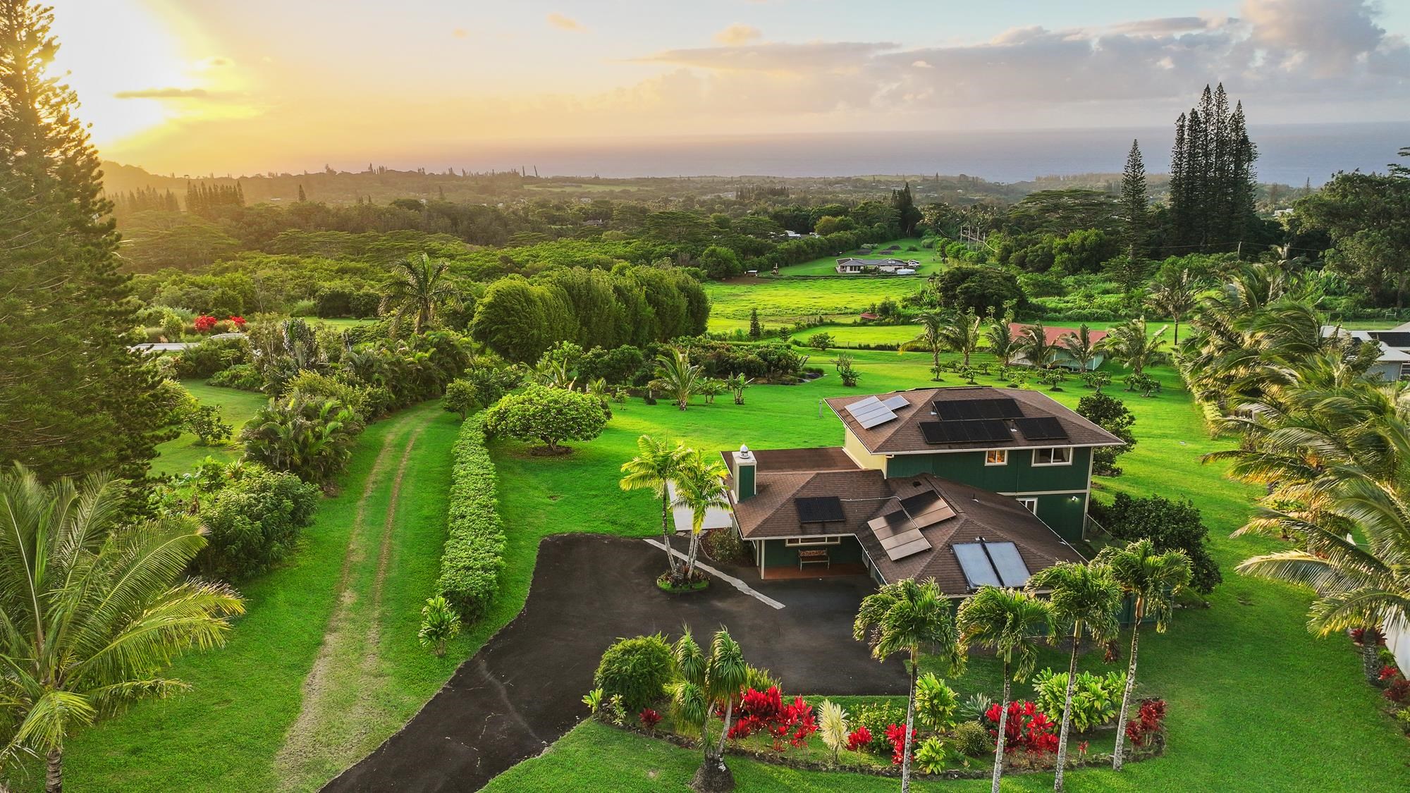 820 W Kuiaha Rd