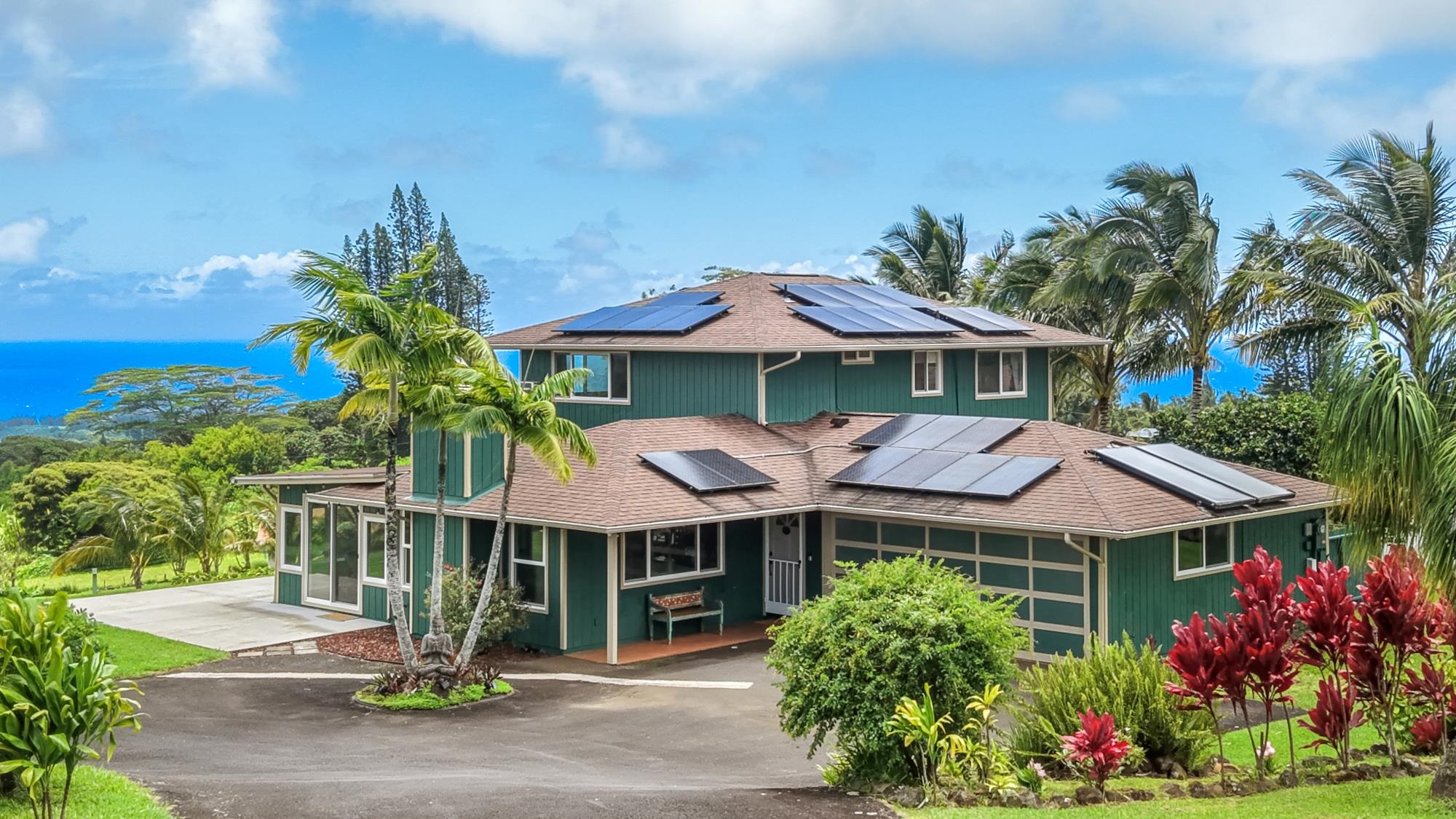 820 W Kuiaha Rd Property Photo 3