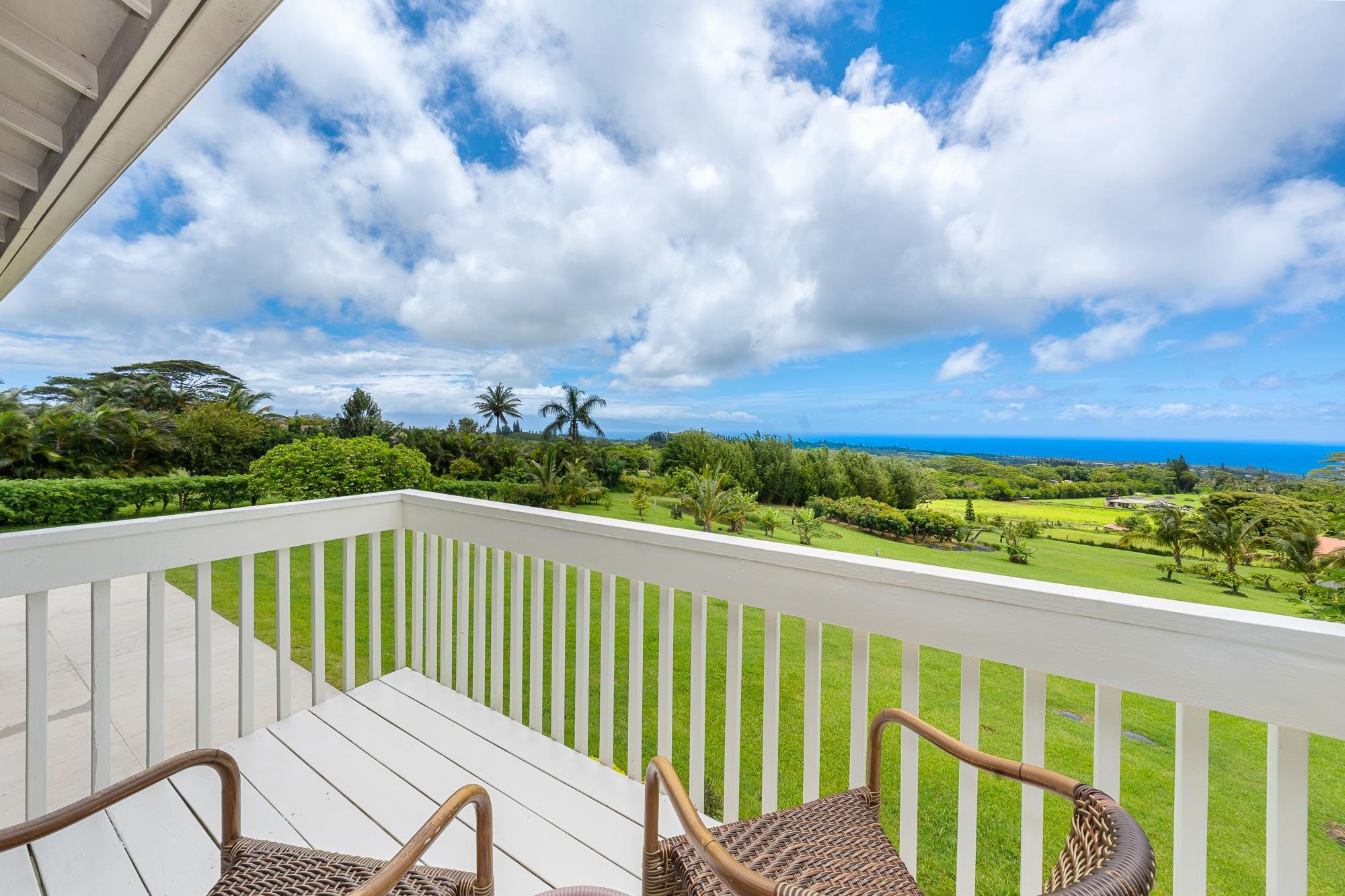 820 W Kuiaha Rd Property Photo 27