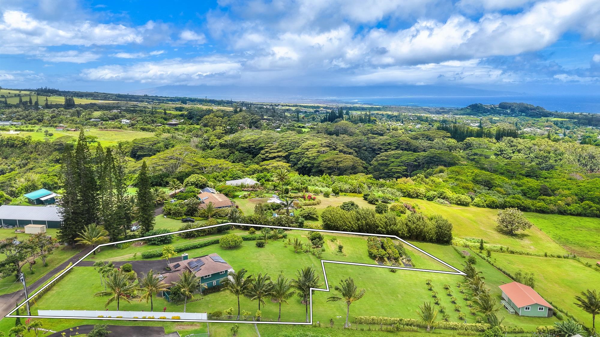 820 W Kuiaha Rd Property Photo 37