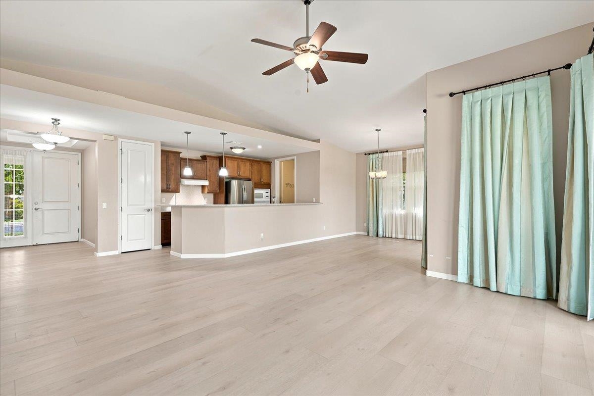 8 Moana Ave Property Photo 12